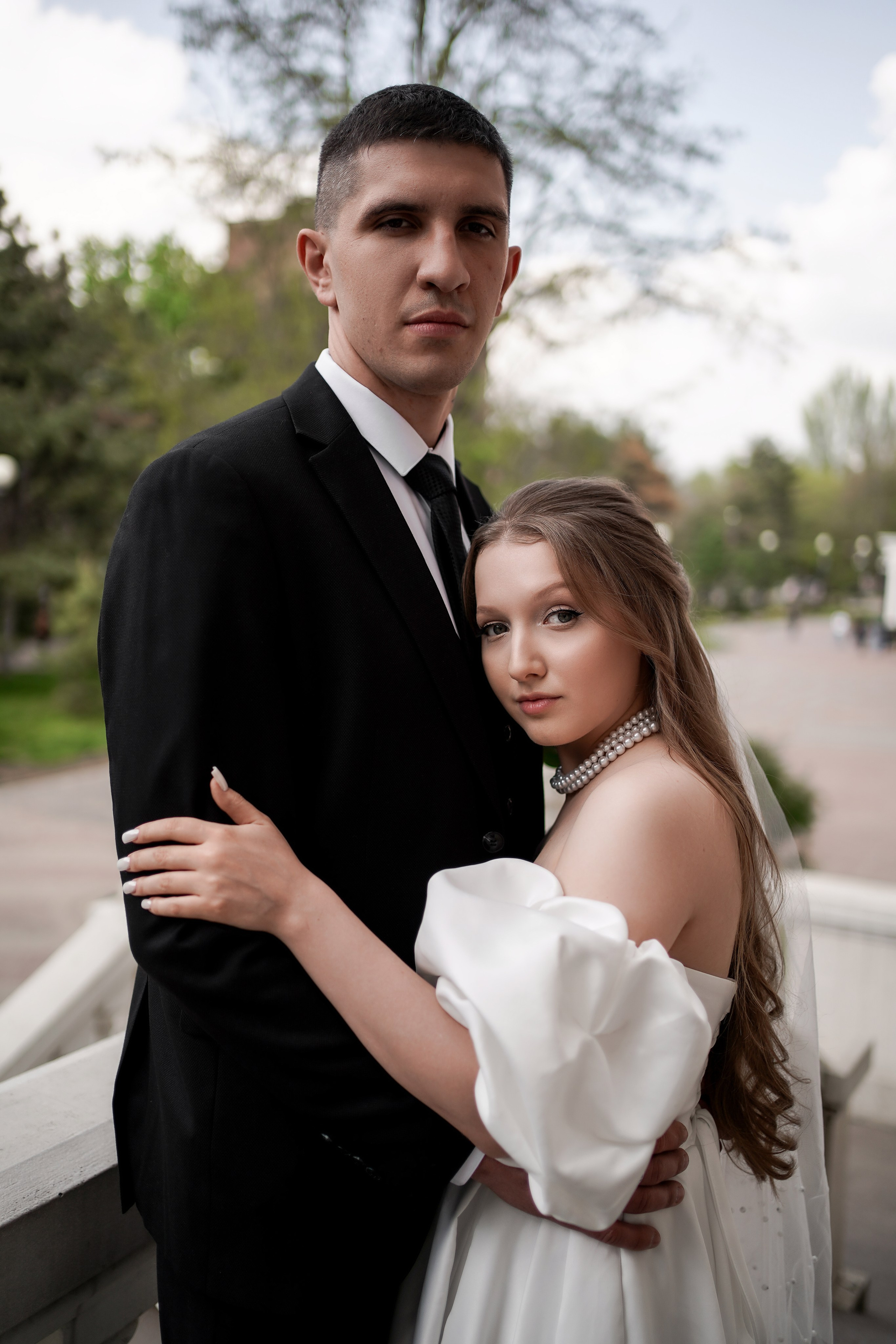 Свадебная прогулка Жанны и Рамиса в парке имени Октябрьской революции. Свадебный фотограф в Ростове-на-Дону. Таинство Крещения и Венчания, семейные фотосессии. Алёна Чёботова