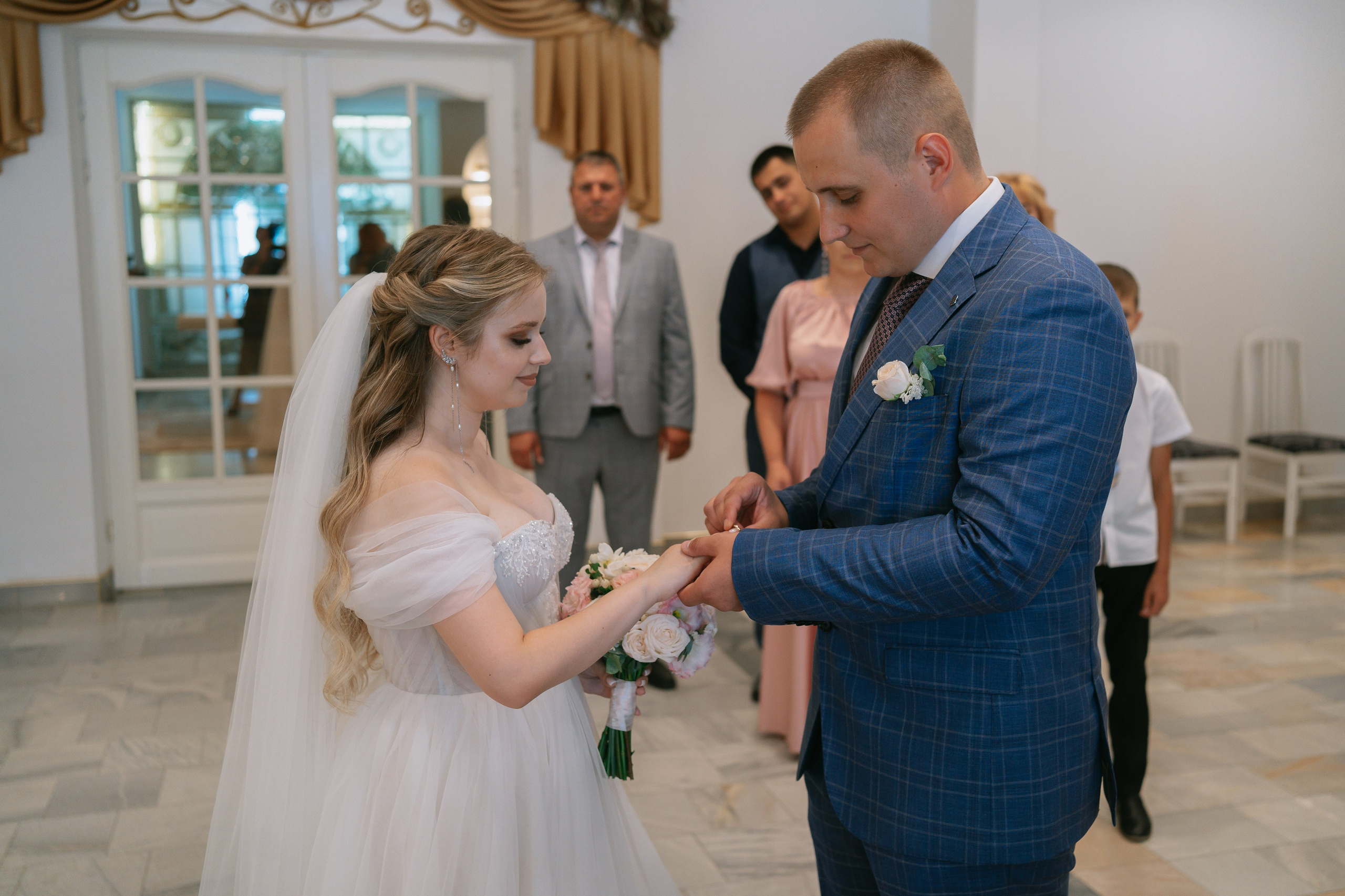 Артем и Анастасия. Свадебный и семейный фотограф в Волгограде Наталья Наумова