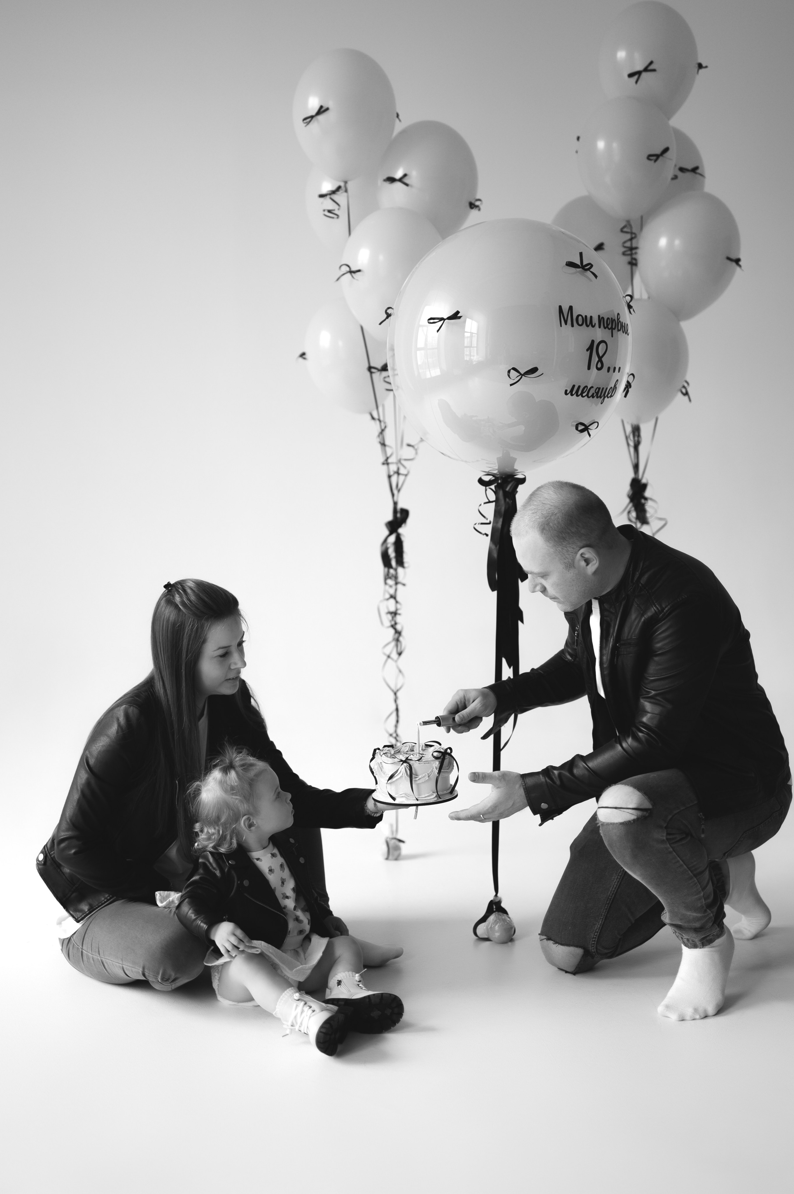 Съемка годика, годовасие, фотосессия в день рождения. НЬЮБОРН ФОТОСЕССИИ, БЕРЕМЕННОСТЬ, ПОРТРЕТНЫЕ СЕМЕЙНЫЕ ФОТОСЕССИИ  Ногинск Москва ОЛЬГА ВОГЕЛЬ