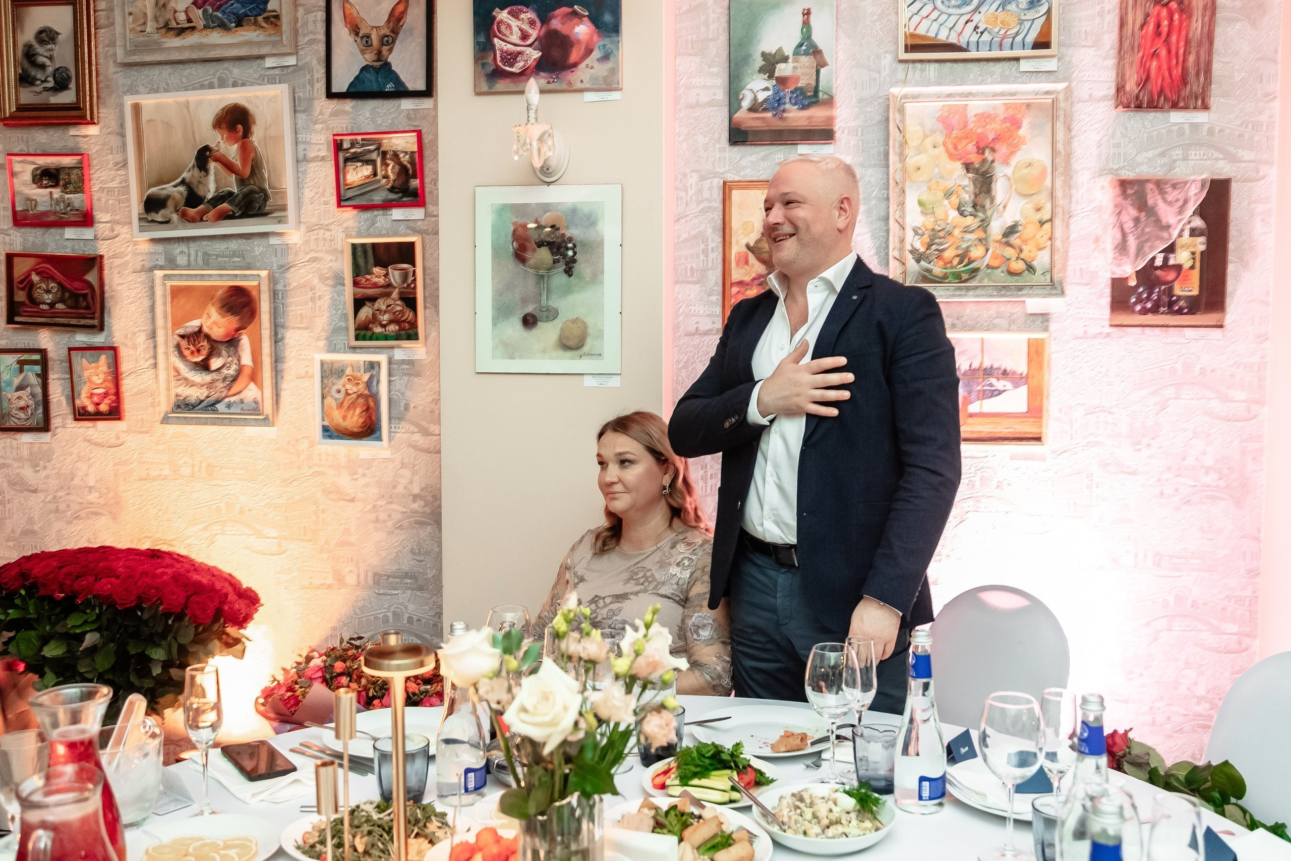 Как посадить гостей на свадьбе, юбилее и корпоративе: подробное руководство