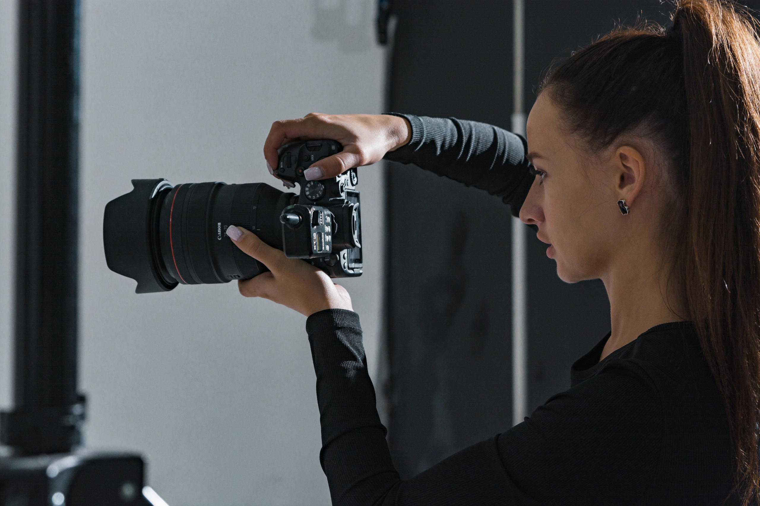 Фэшн-съёмка участниц Миссис Бизнес Гатчина 2023. Портретный фотограф в Санкт-Петербурге Дмитриева Наталия