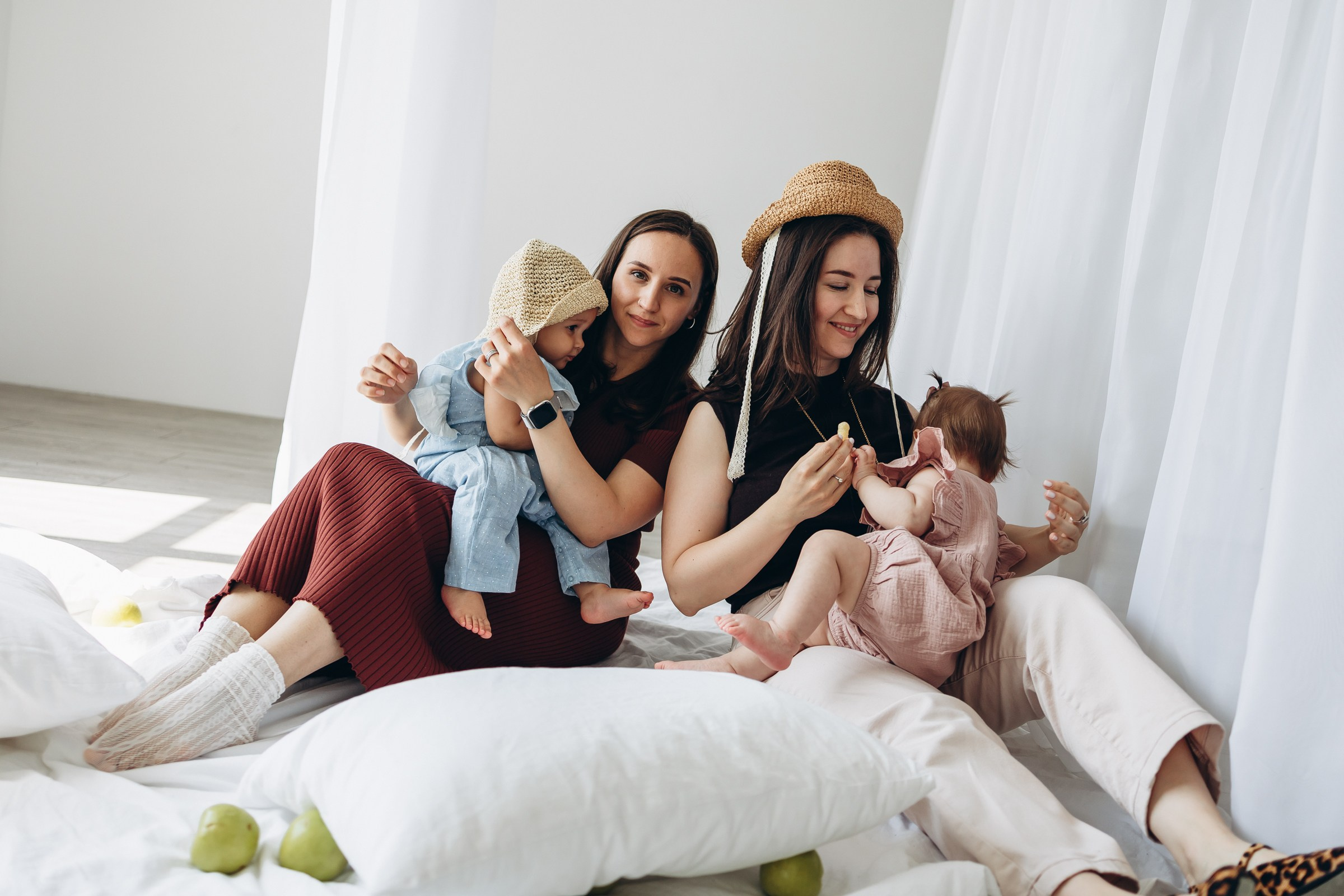 Семейная фотосессия к первому годику. Семейный фотограф в Волгодонске Краченцева Анна