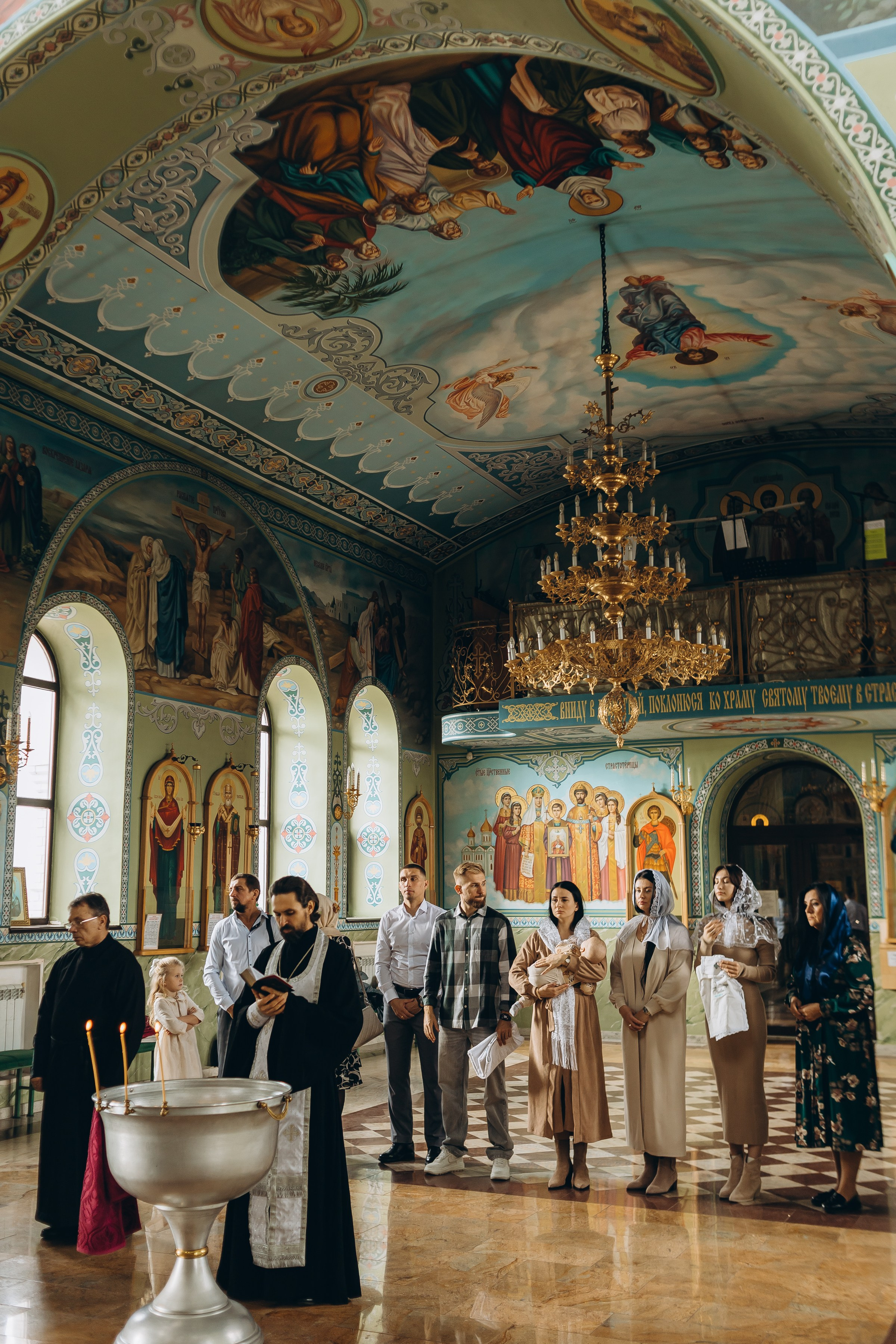 Крещение Матвея. Семейный фотограф в Волгодонске Краченцева Анна