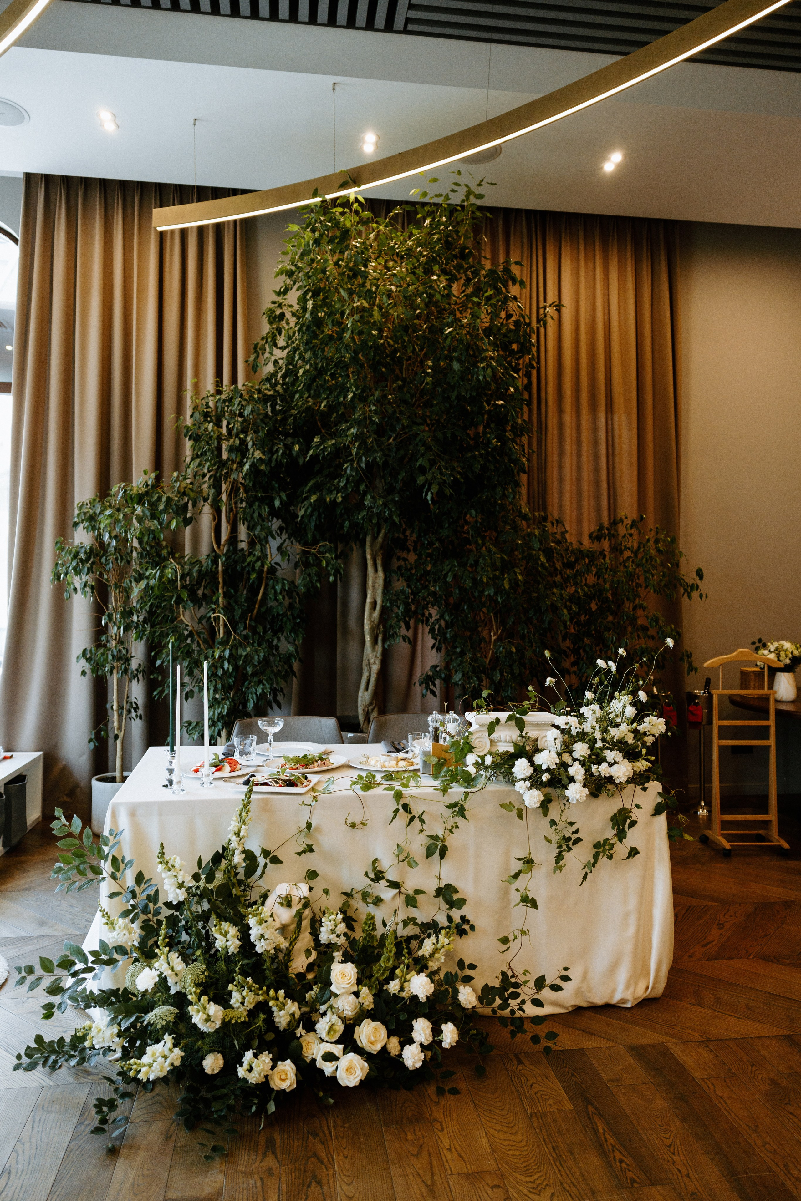 Борис и Мария. Hyatt-Ленинский ЗАГС- Gavi. Свадебный фотограф Балчугова Мария Екатеринбург