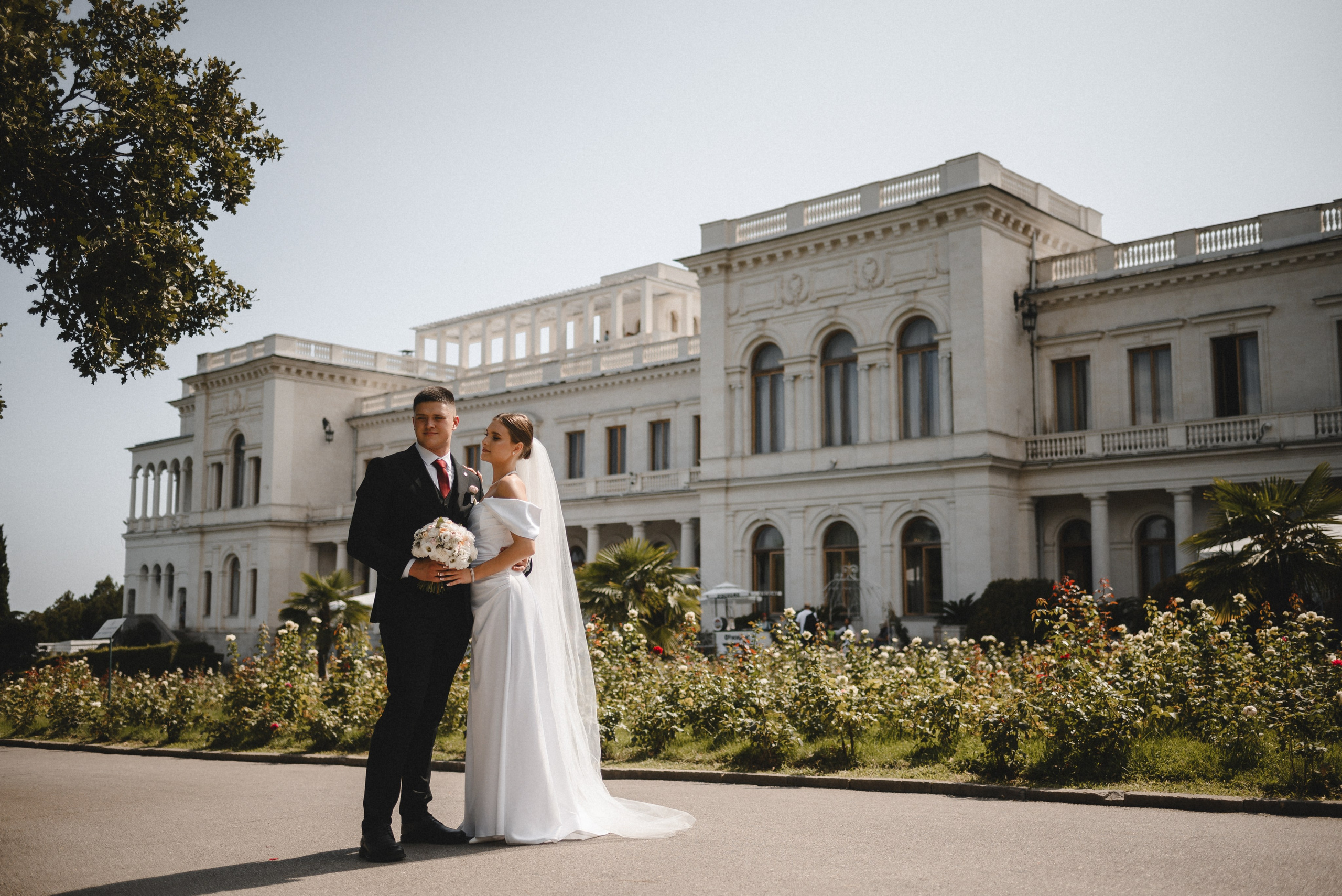 Прогулка Ливадийский дворец. Свадебный фотограф в Крыму Алексей Лобач