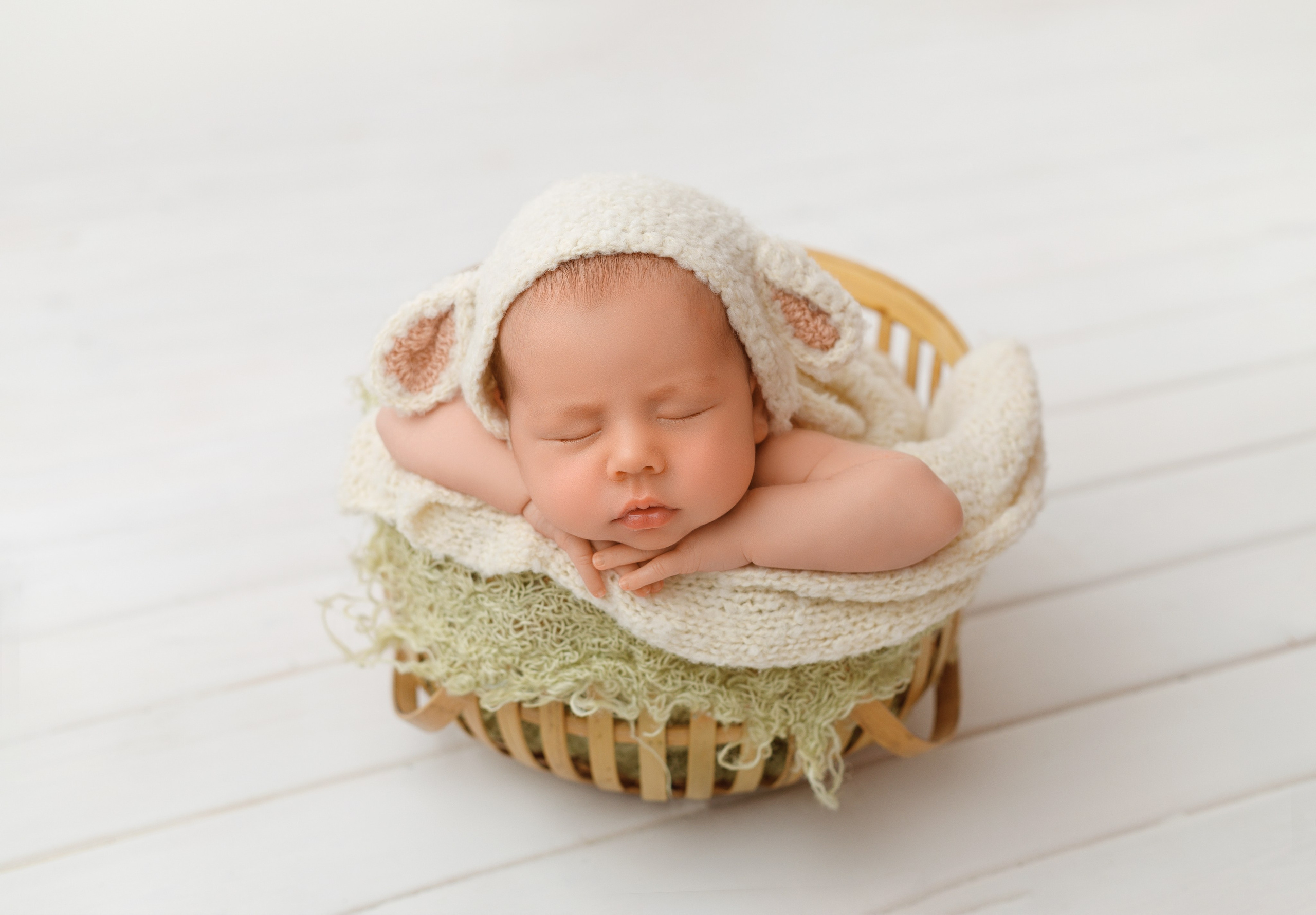 Новорожденные малыши. Фотограф беременных и новорожденных Егармина Валентина