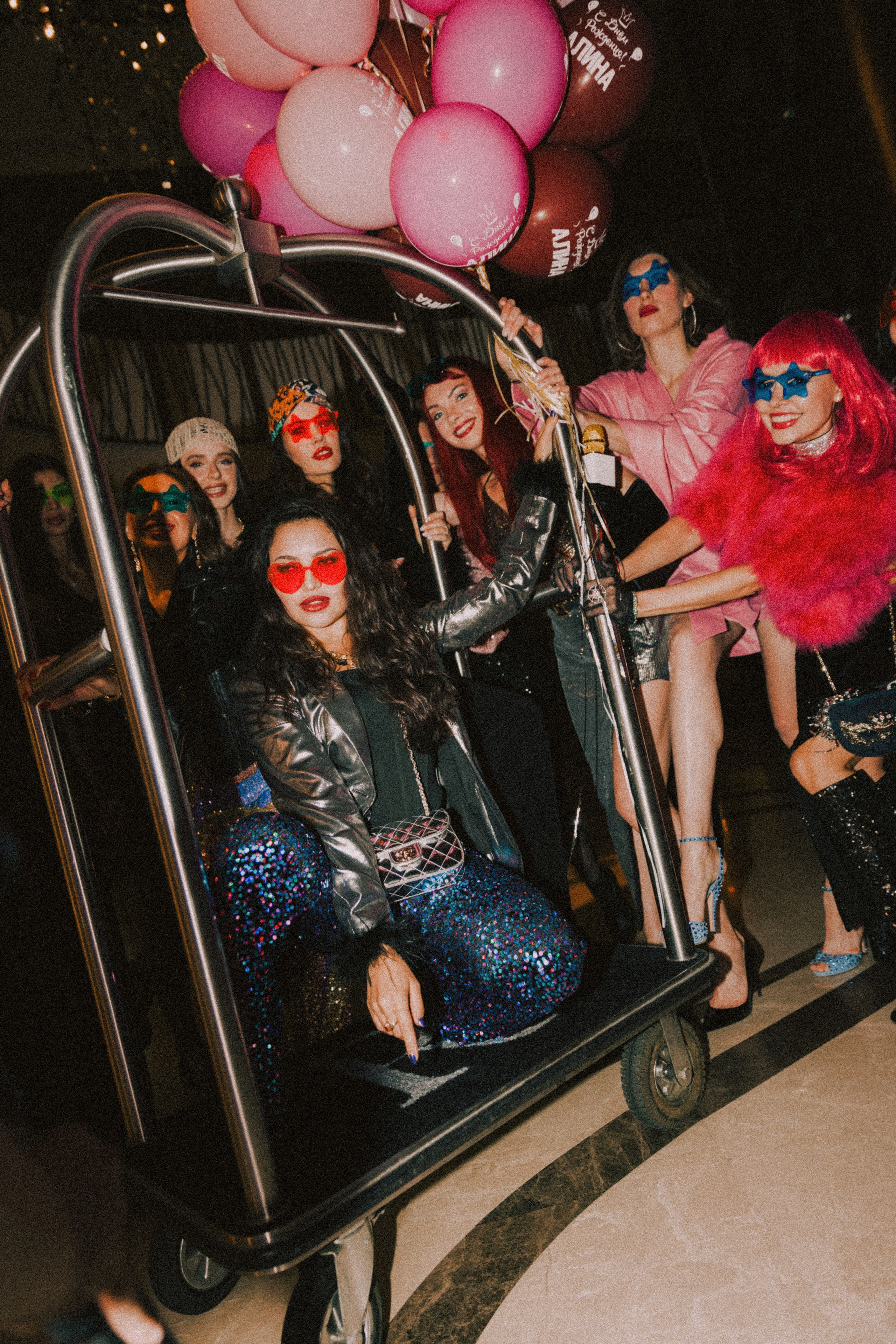 Happy Birthday (в стиле Studio 54). Свадебные фотографы в Гомеле и Минске Сергей и Анастасия Фещенок