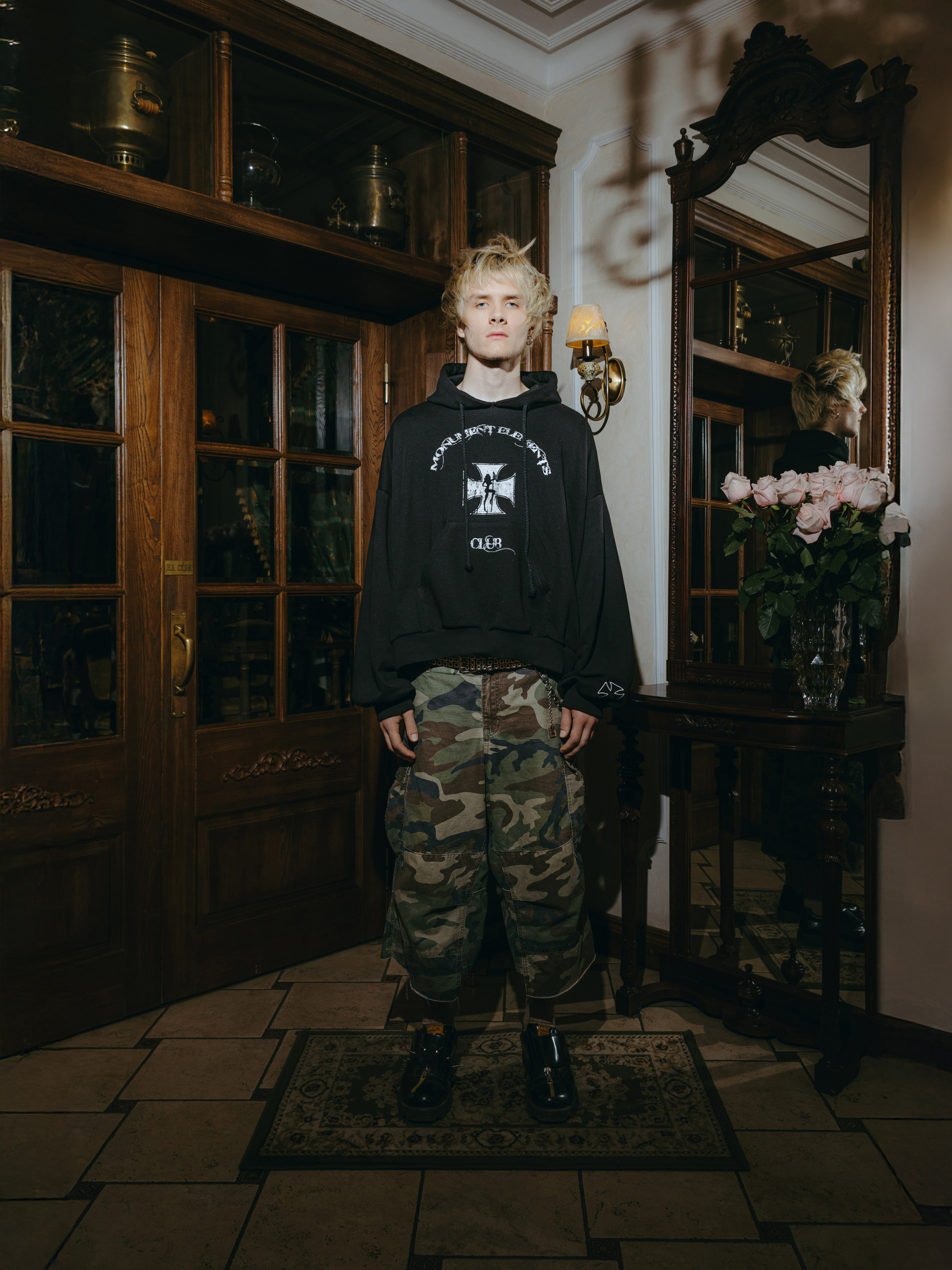 MONUMENT. Фото и видео контент за одну съемку — Веретенников Егор