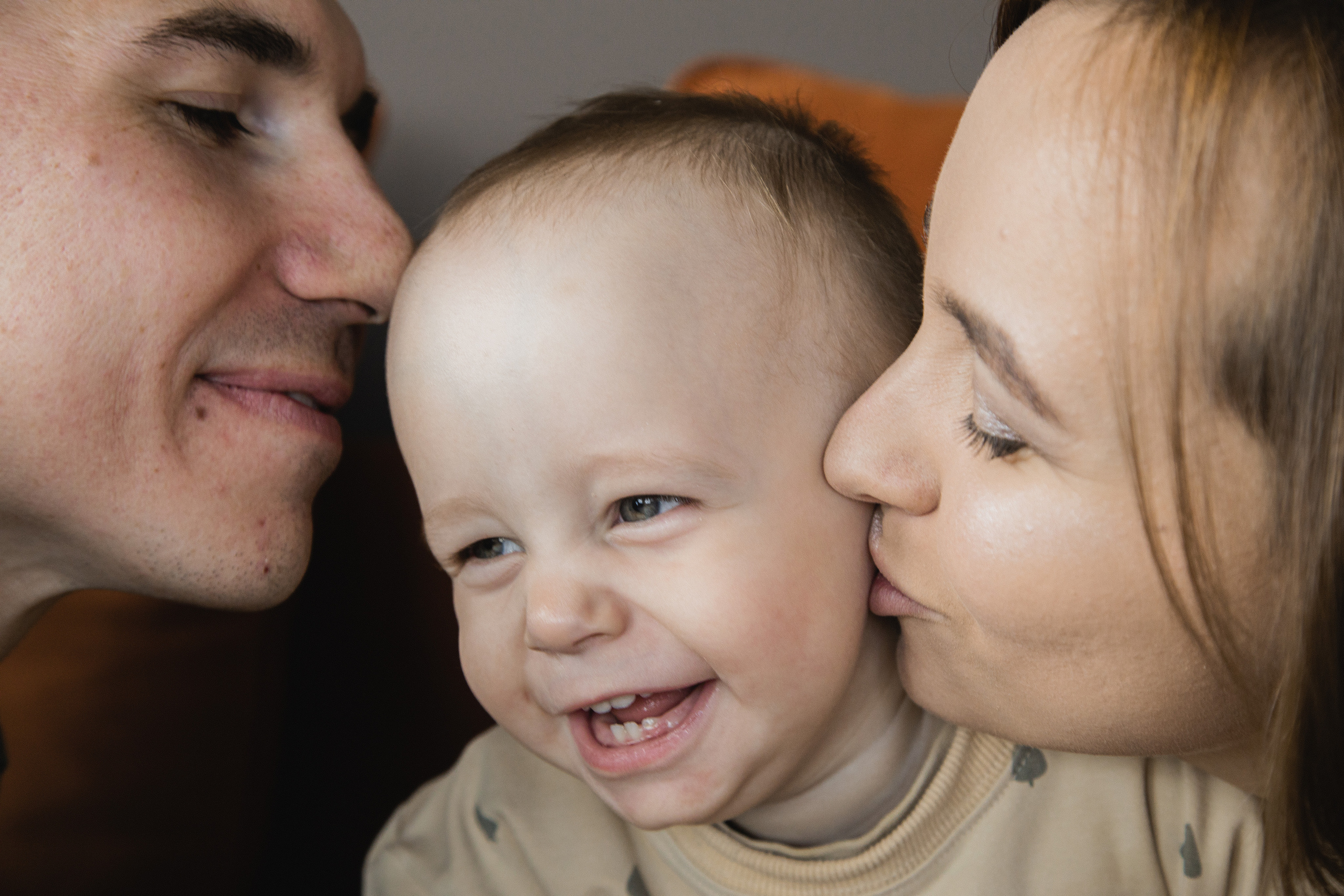 Семейная. RootRoom studio. Md: Андрей и Катя. Фотограф ваших событий в Красноярске — Макс Захарченко