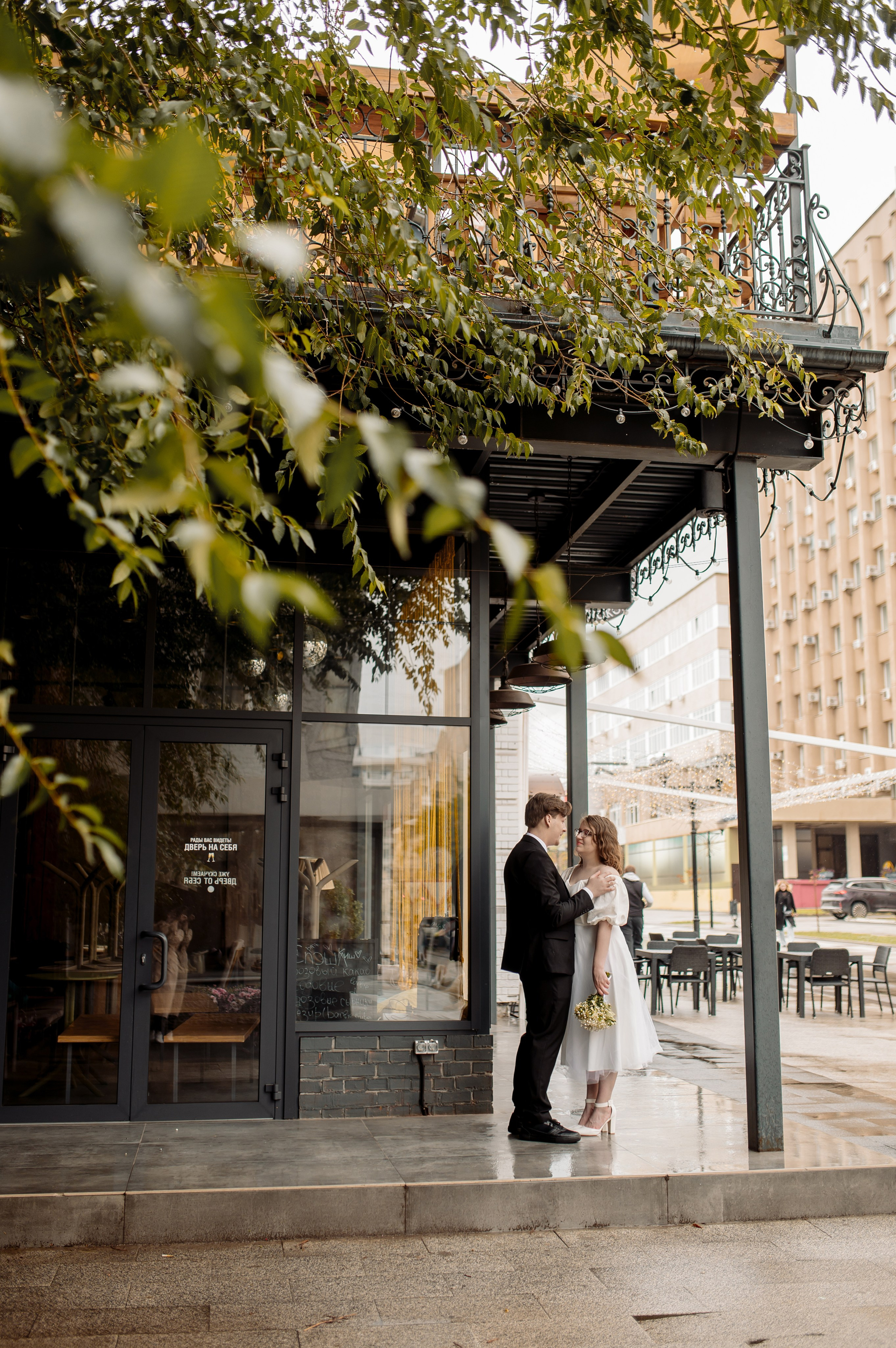 Свадьбная прогулка Кати и Артема. Фотограф Мария Стрелкова