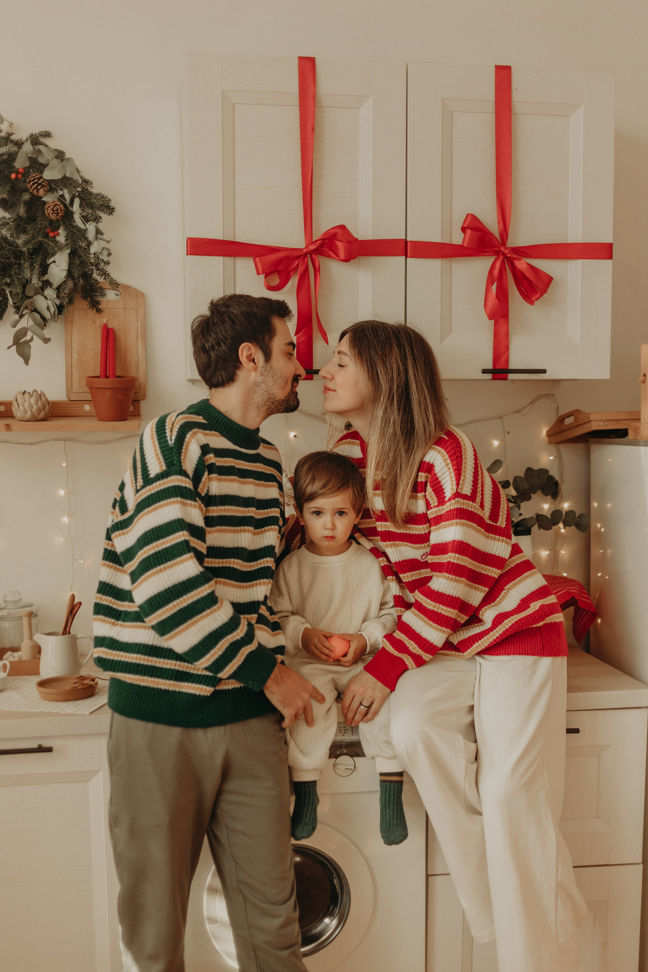 Новогодние фотографии 2024\2025 году, короткие сьемки. Фотограф в Краснодаре Евгения Михаевич