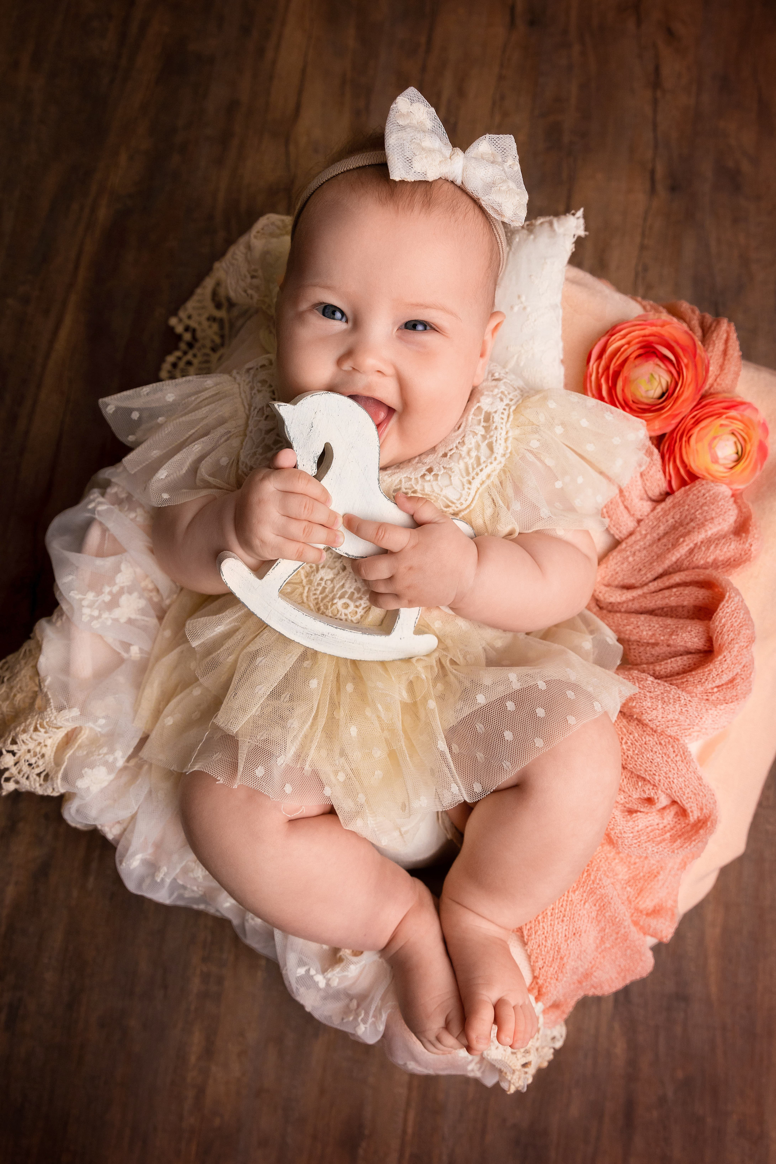 Малыши от 2 до 12 месяцев. Детский фотограф Сургут Надежда Фриз