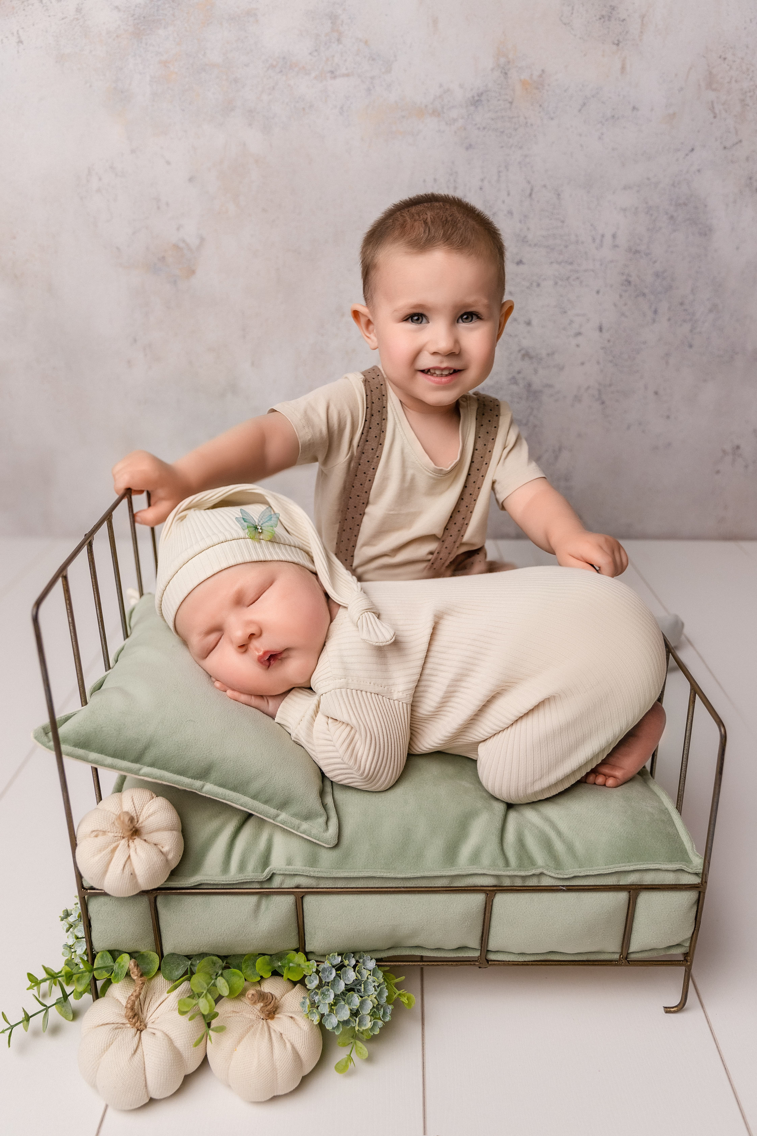 Newborn. Детский фотограф Сургут Надежда Фриз