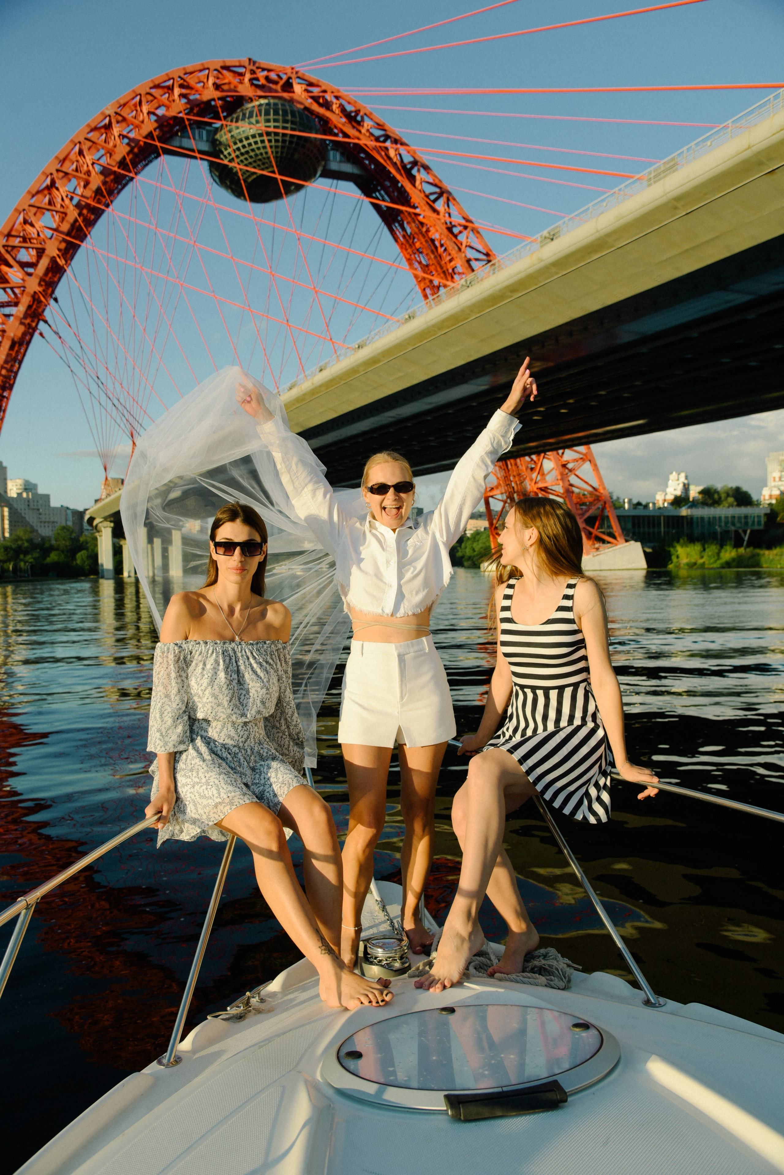 Девичник на яхте. Фотограф Лола Волна, город Москва