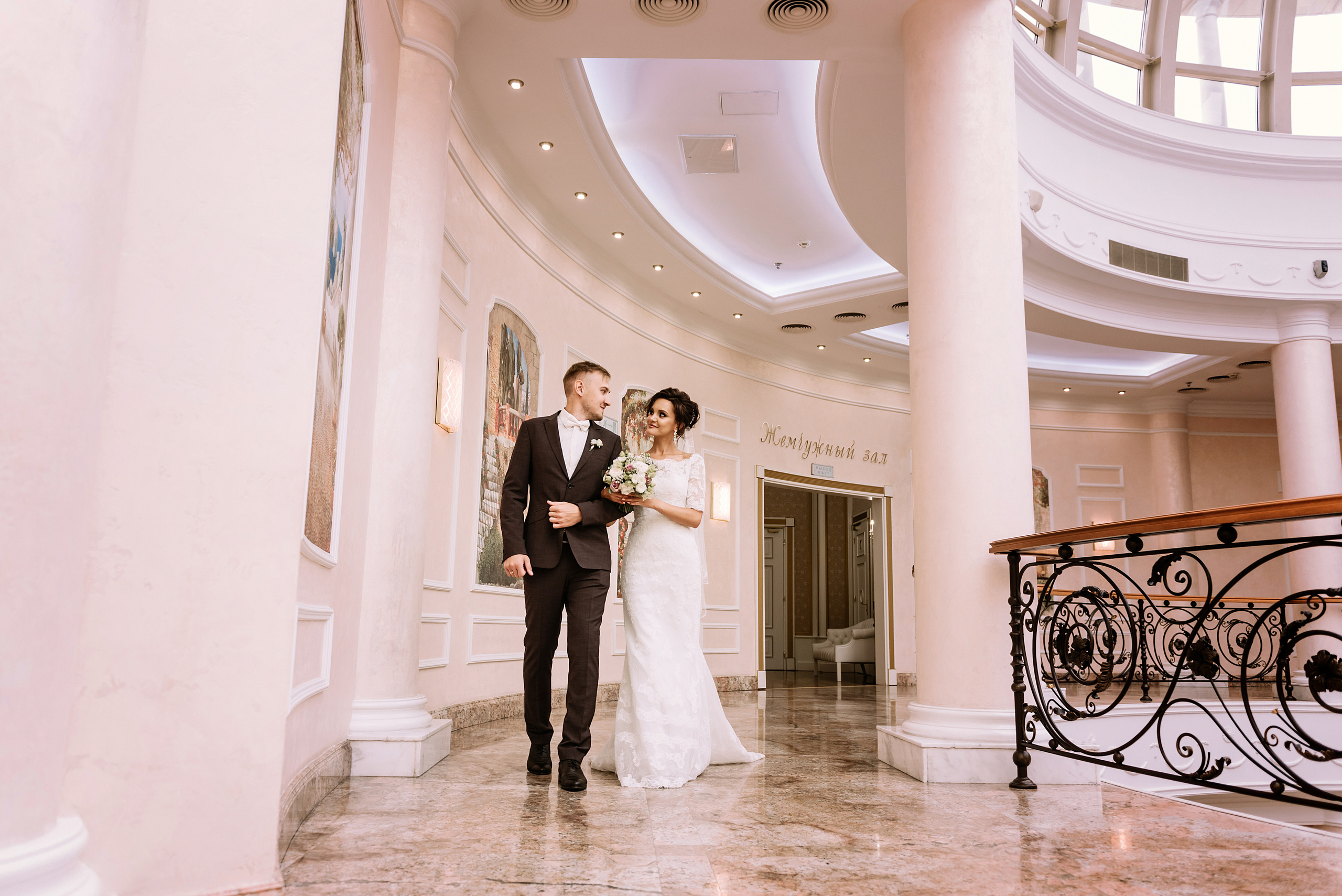 Свадебная фотография. Женский и свадебный фотограф в Тюмени