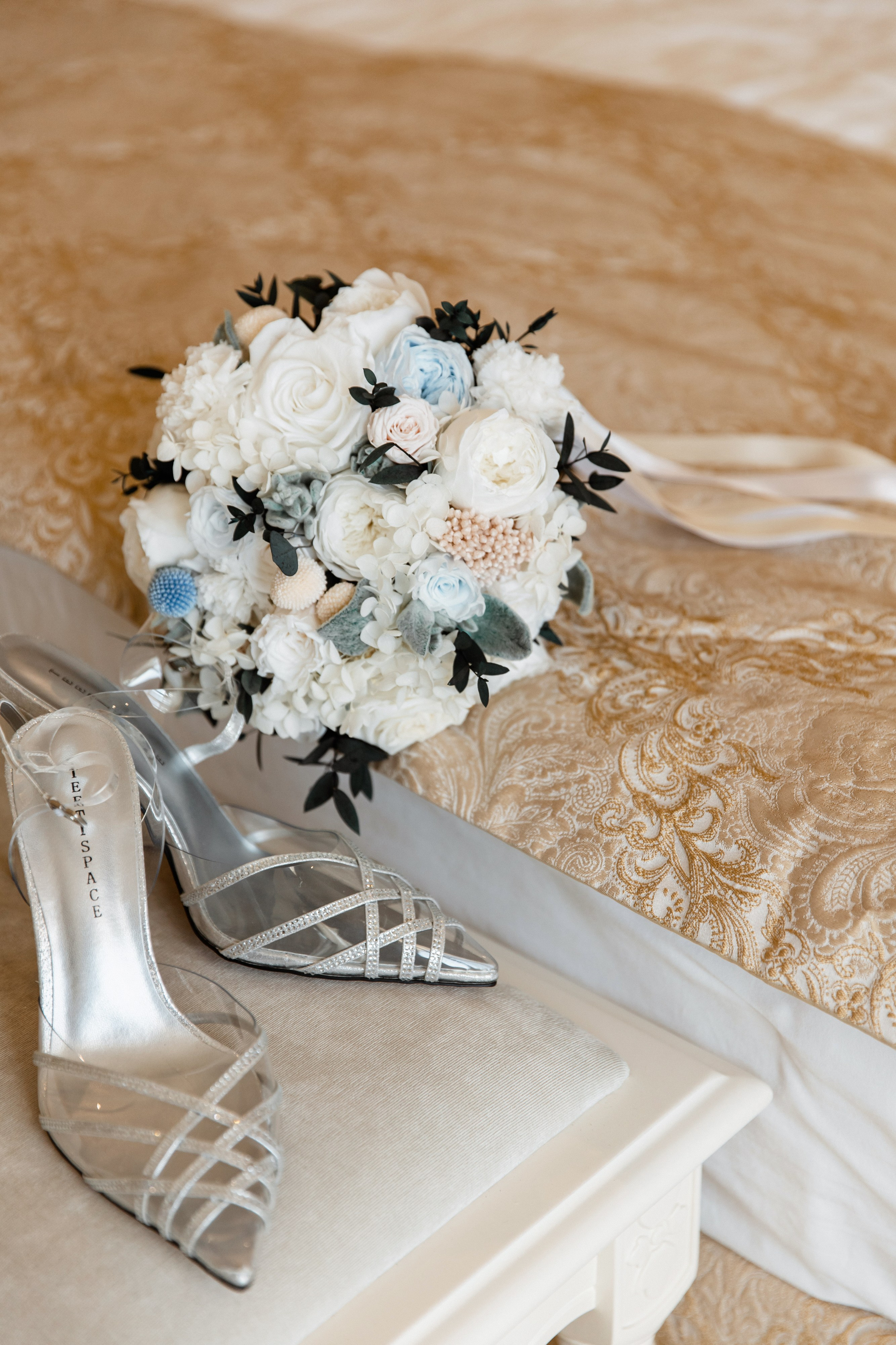 V & A. ФОТОГРАФ