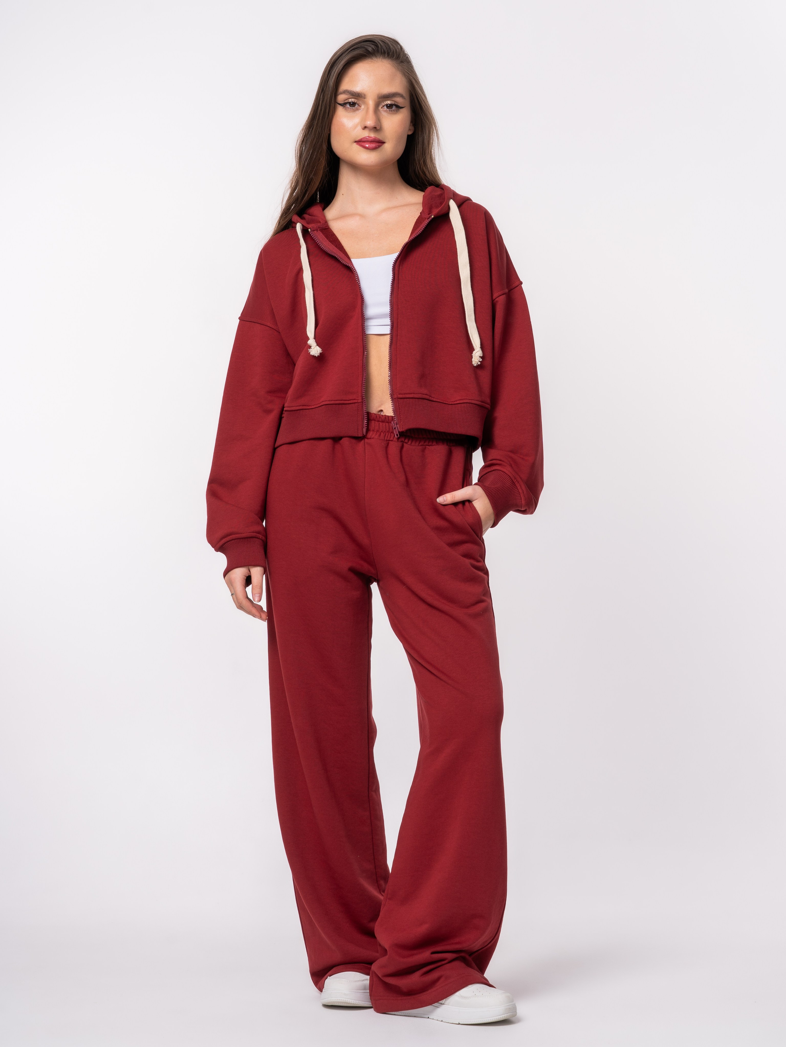 Сборная съёмка для маркетплейсов от CREATIVO PROD. Фото для маркетплейсов — CREATIVO.PROD Москва