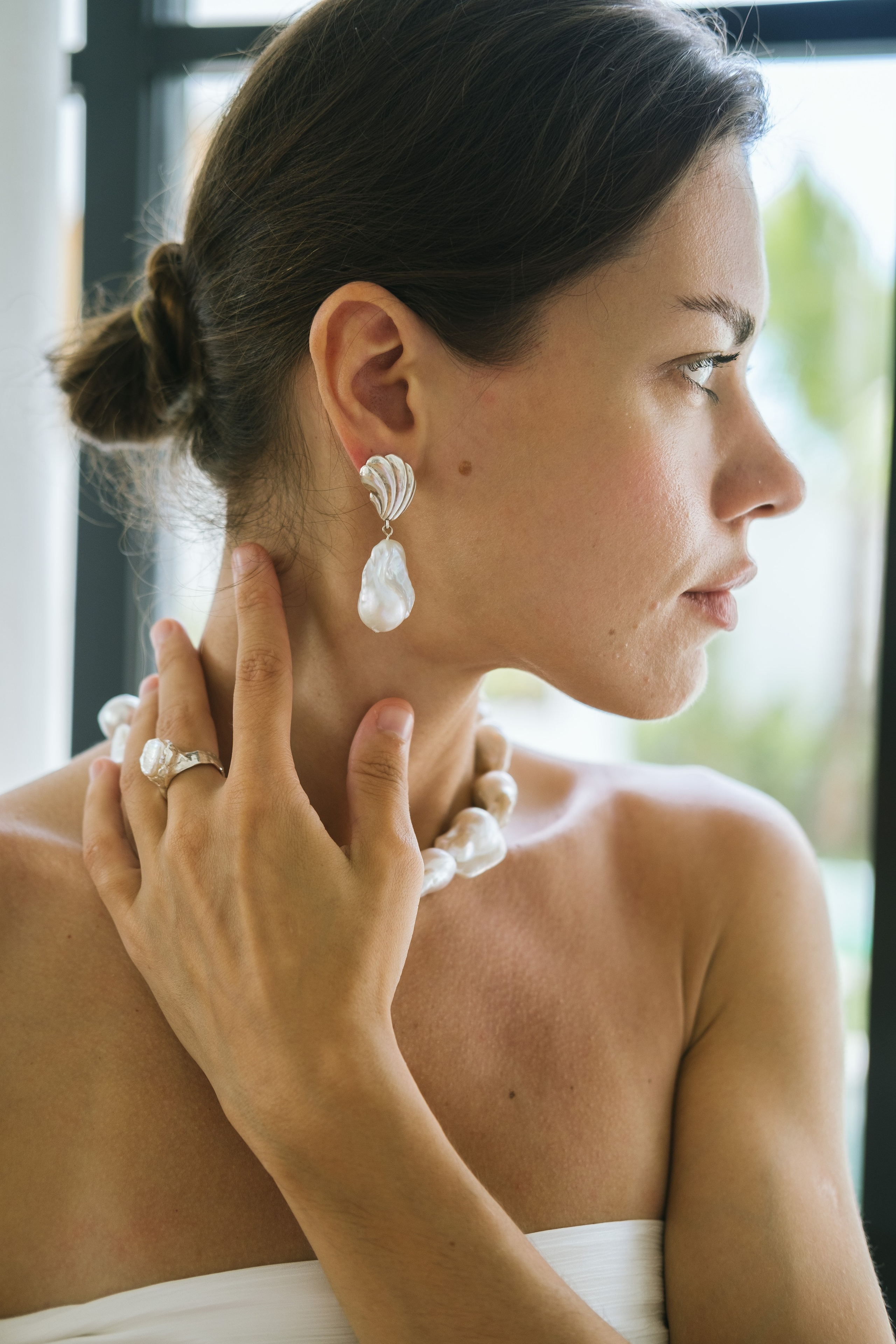 Украшение на модели. Фотограф на Бали|Свадьба на Бали