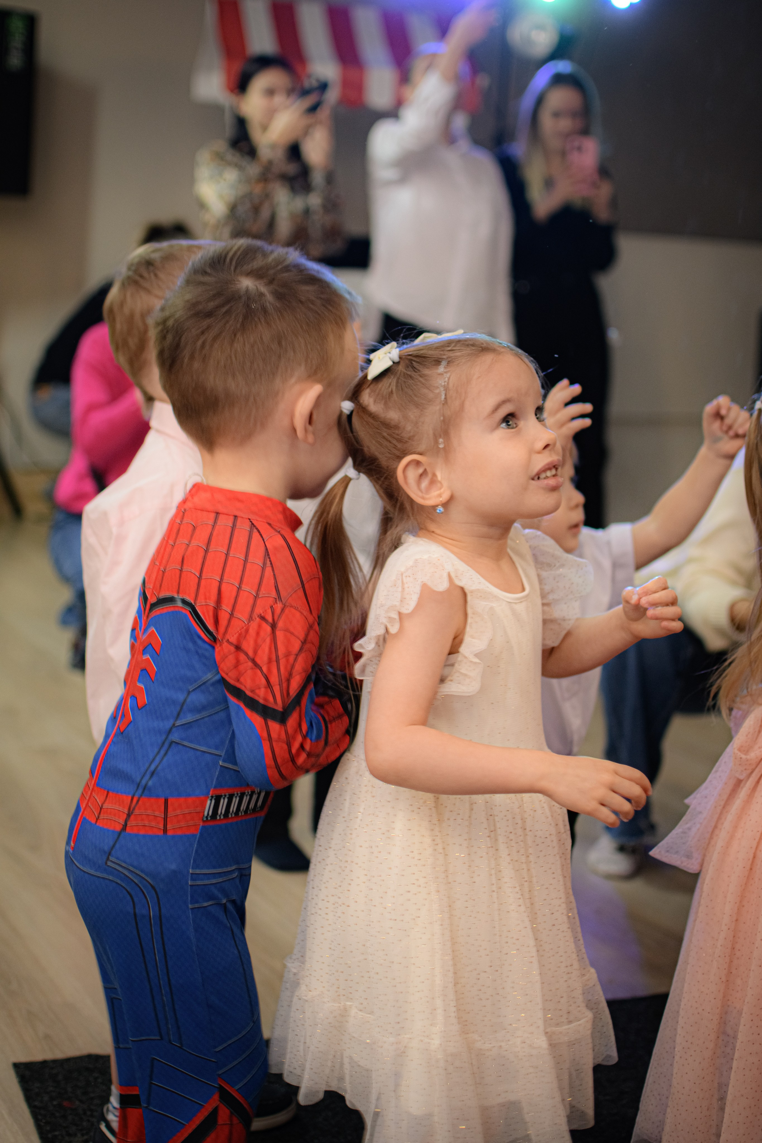 HAPPY NEW YEAR. Photokarish