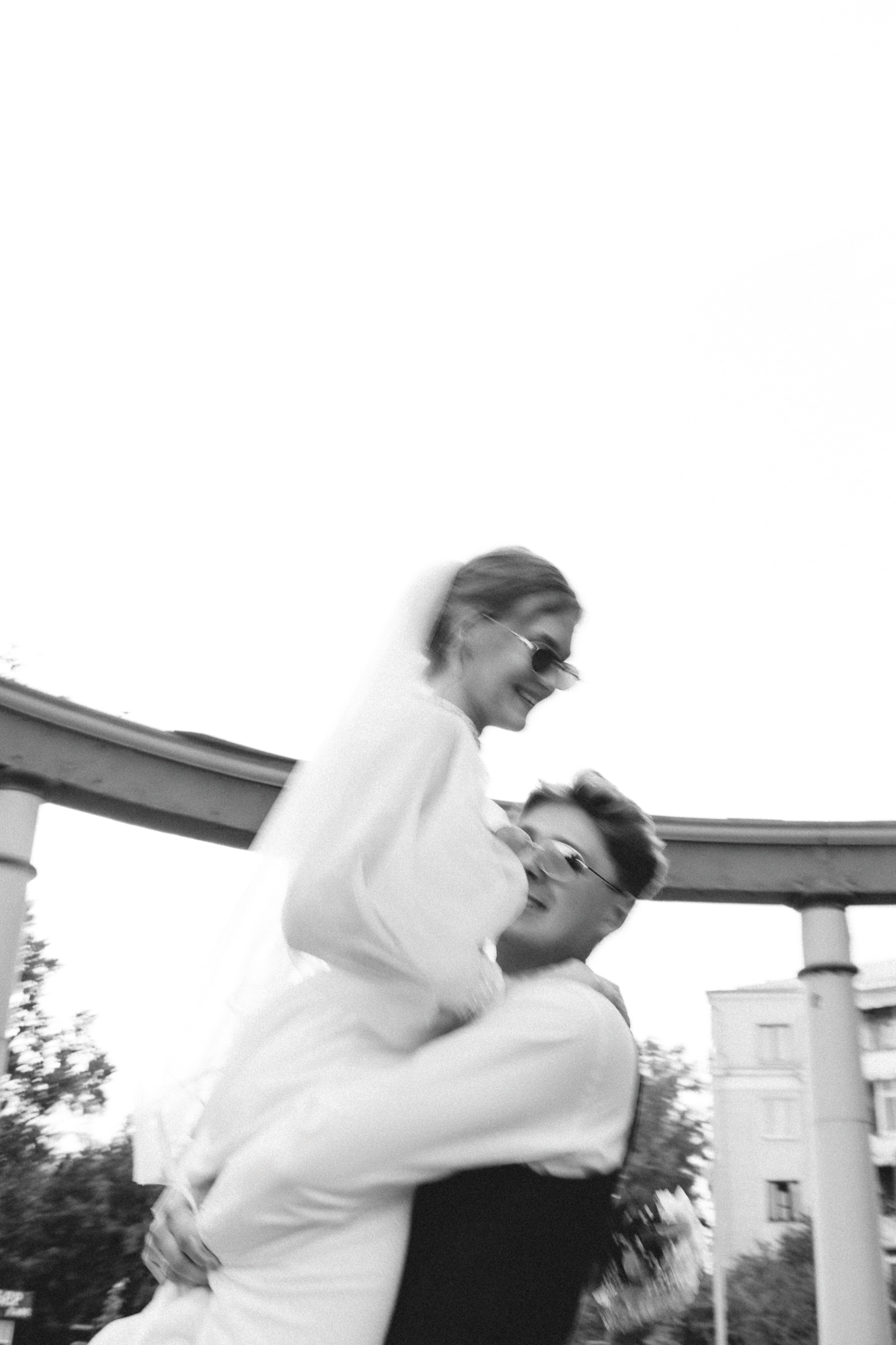 Владислав и Юлия Вечерняя прогулка по городу. Свадебный Фотограф в Иркутске Екатерина Елисеева