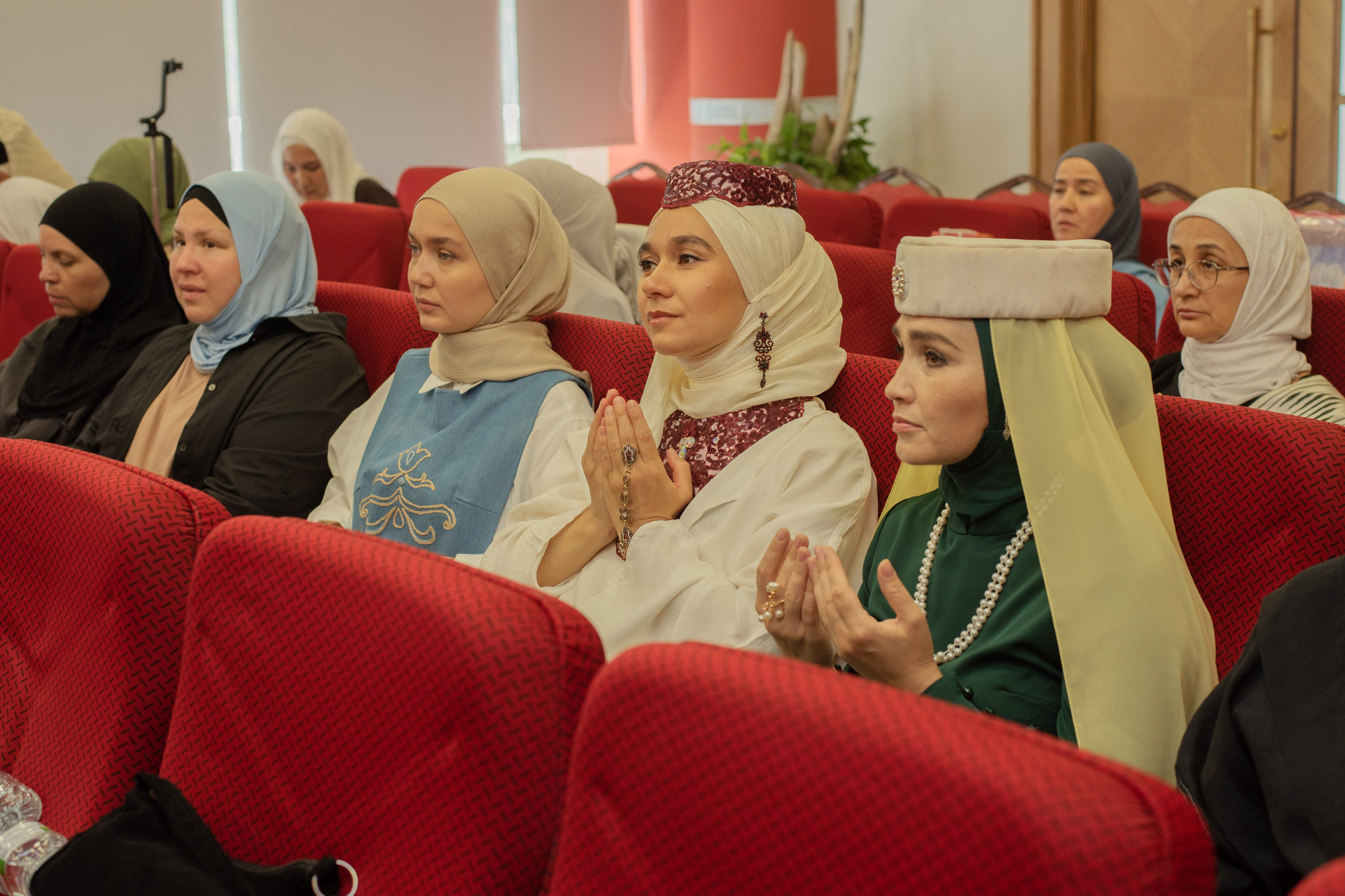 XIV Всероссийский съезд женских мусульманских организаций. Лина Курочка — ваш фотограф