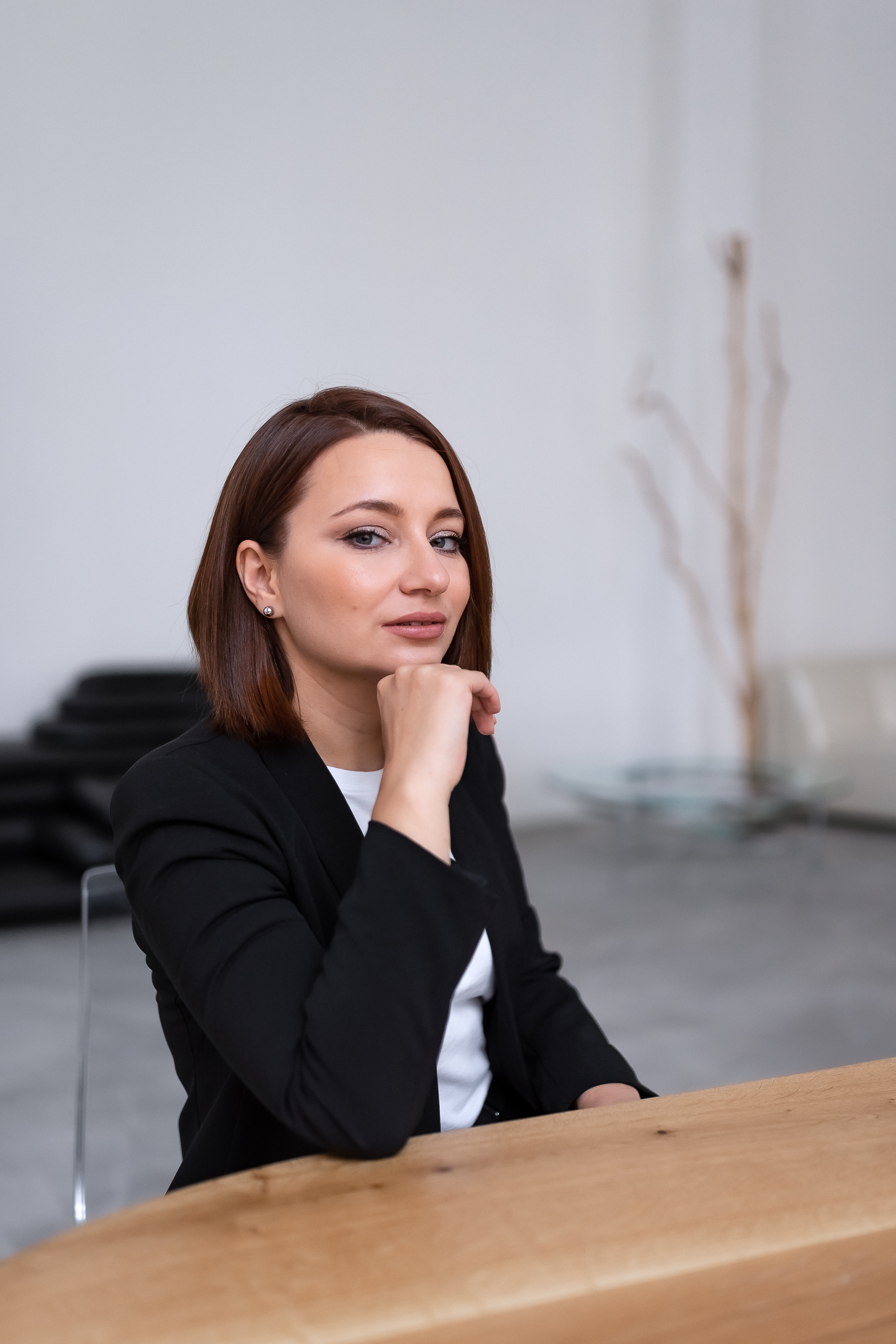 Бренд съемка для визажиста-стилиста по волосам. КОНТЕНТ |БРЕНД фотограф Санкт-Петербург — Жанна Олтаржевская