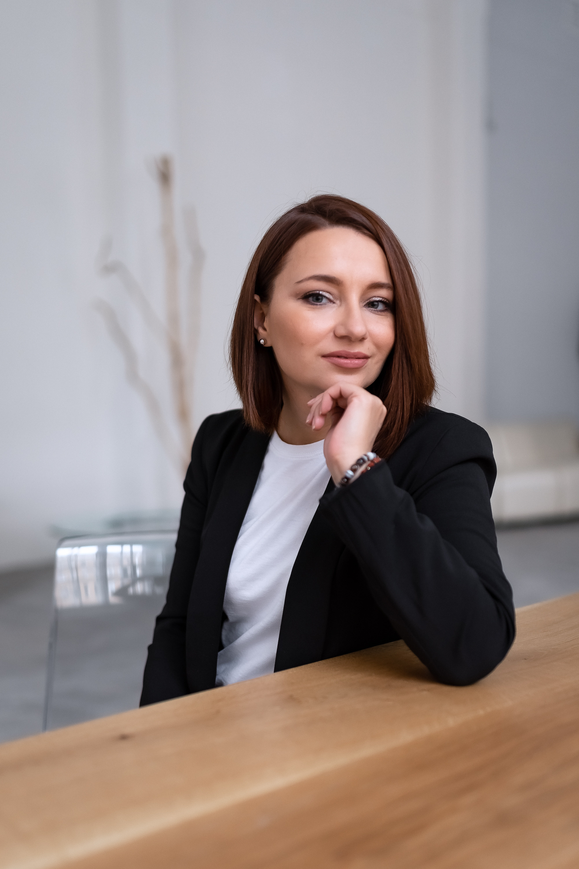 Бренд съемка для визажиста-стилиста по волосам. КОНТЕНТ |БРЕНД фотограф Санкт-Петербург — Жанна Олтаржевская