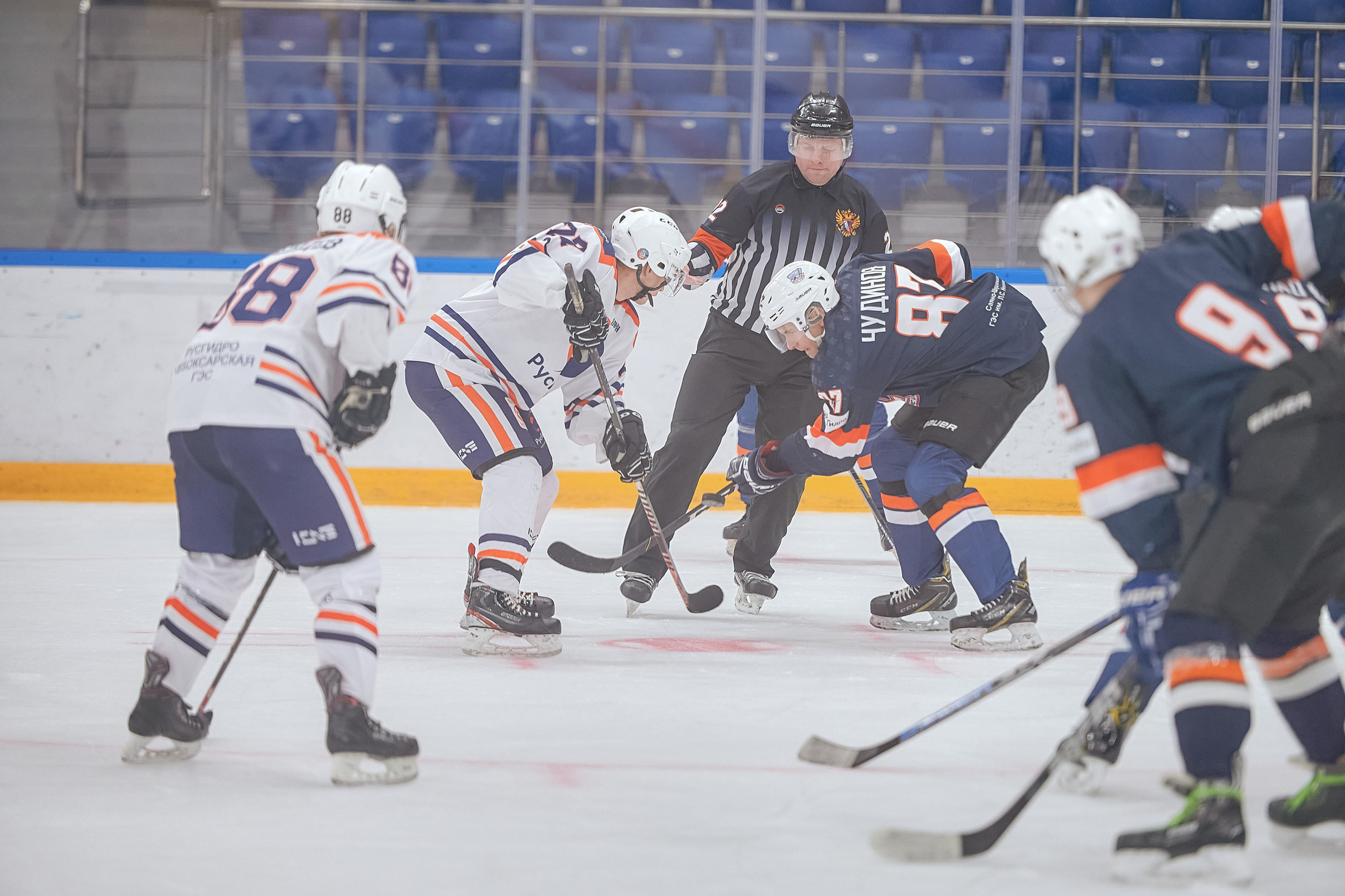 Портфолио репортажной фотосъёмки: Кристалл арена — Хоккей — РусГидро. Фотограф Яковлев Роман — Красноярск