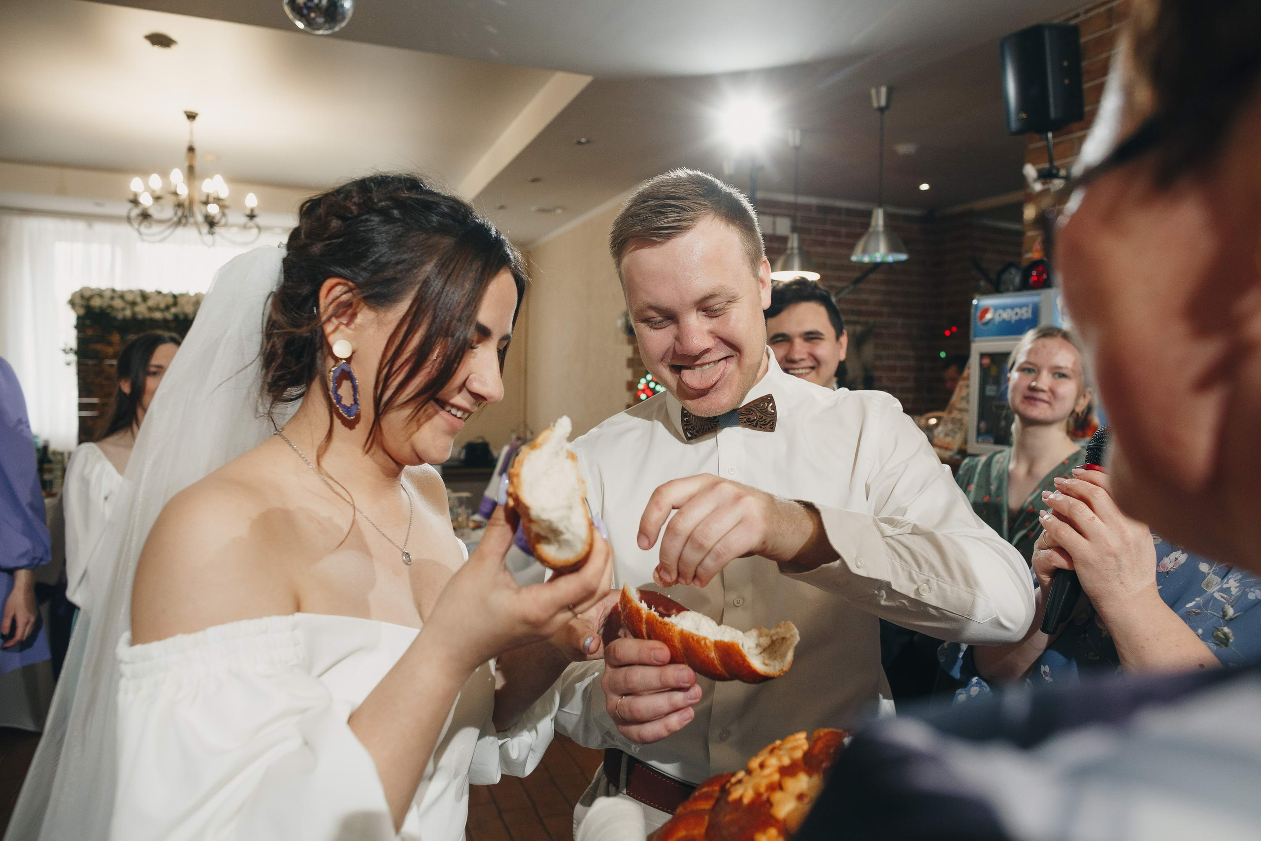 Свадьба в Лодейном Поле. Свадебный фотограф Игорь Брундасов 8PHOTO на свадьбу венчание загс СПб