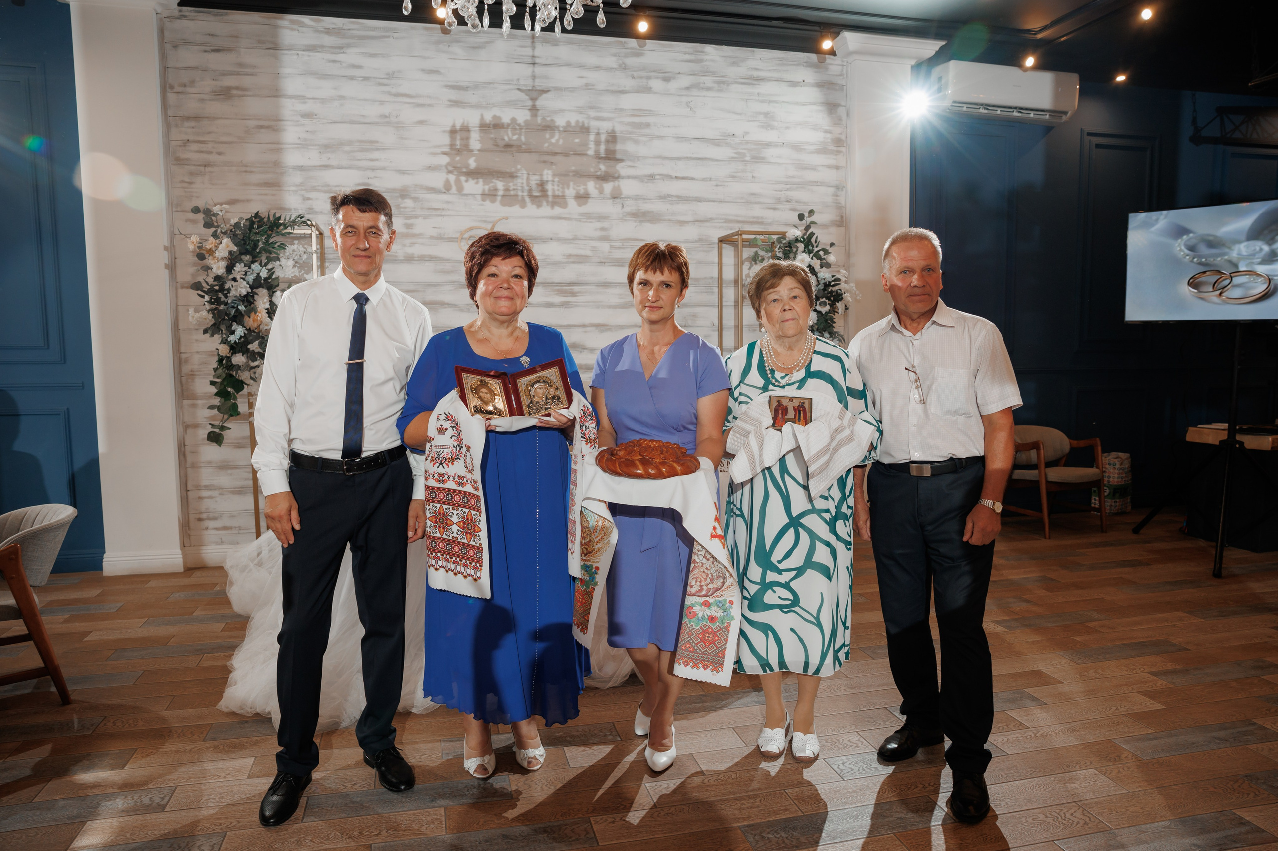 Полина и Дмитрий, загородный клуб «Барин», ЗАГС в г. Пушкино. Свадебный и репортажный фотограф (Москва, Королев и другие)