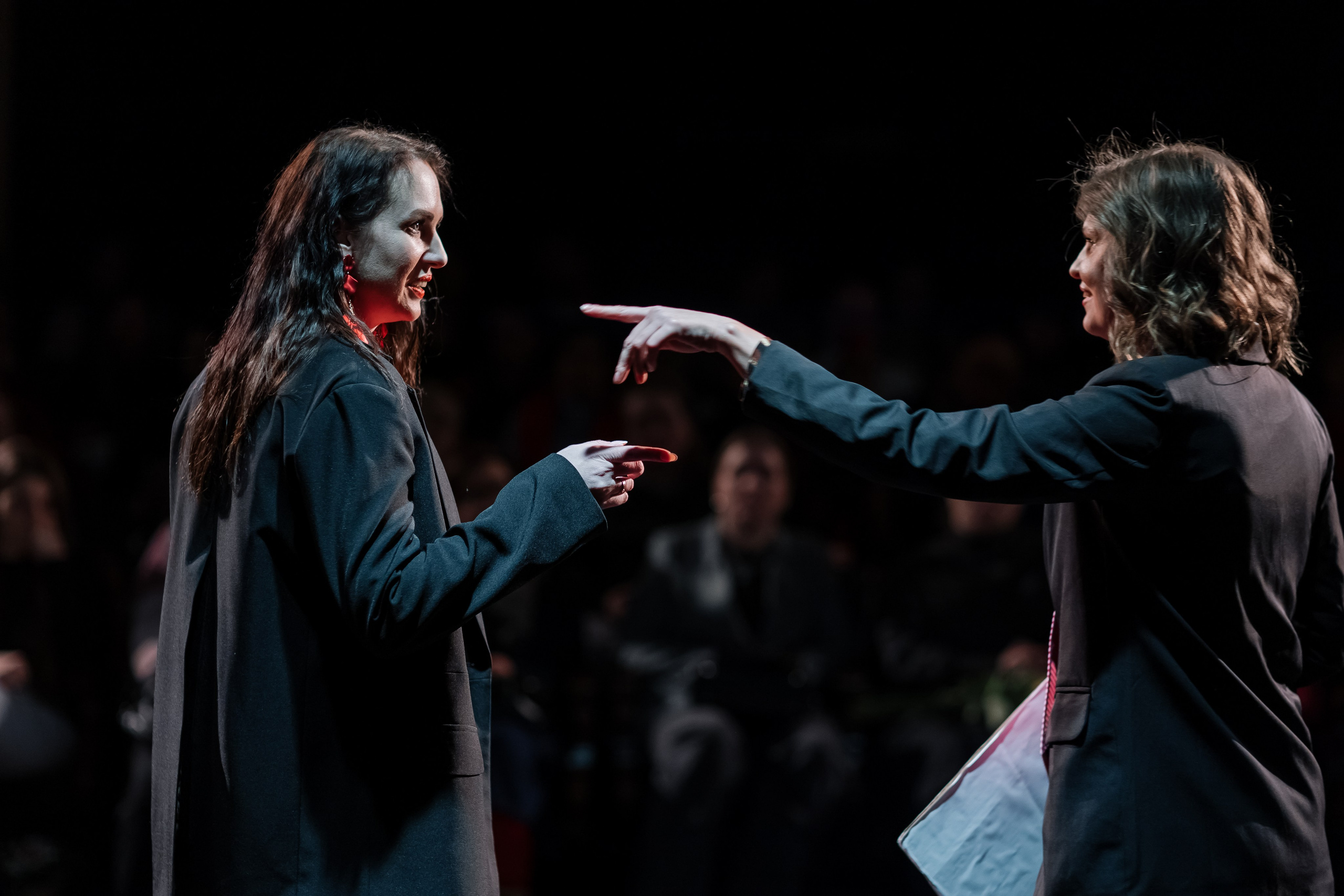 Спектакль. Свадебный фотограф