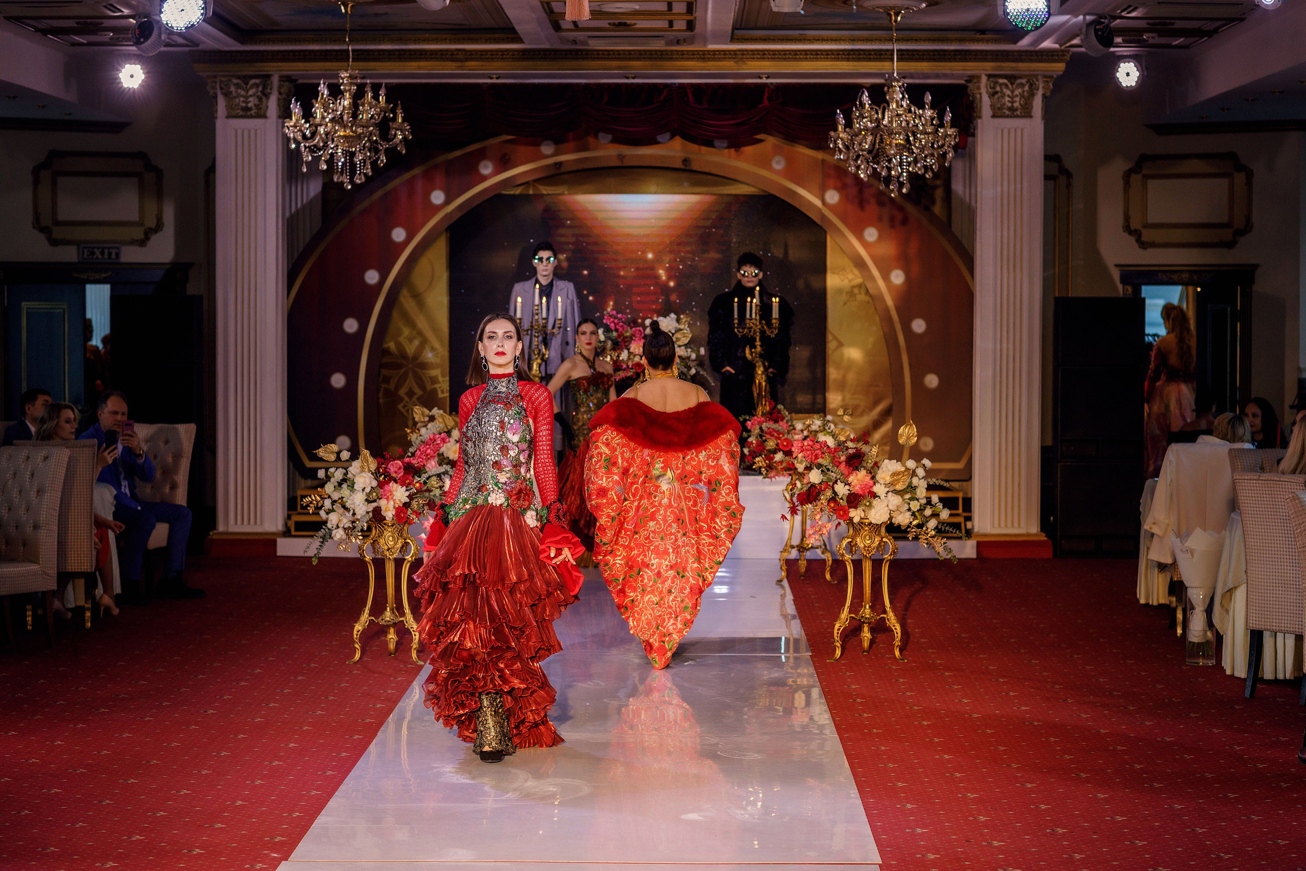 Показ коллекции Игоря Дадиани — 2023.04.01. Портретный и репортажный фотограф в Чебоксарах Андриян Чаркин