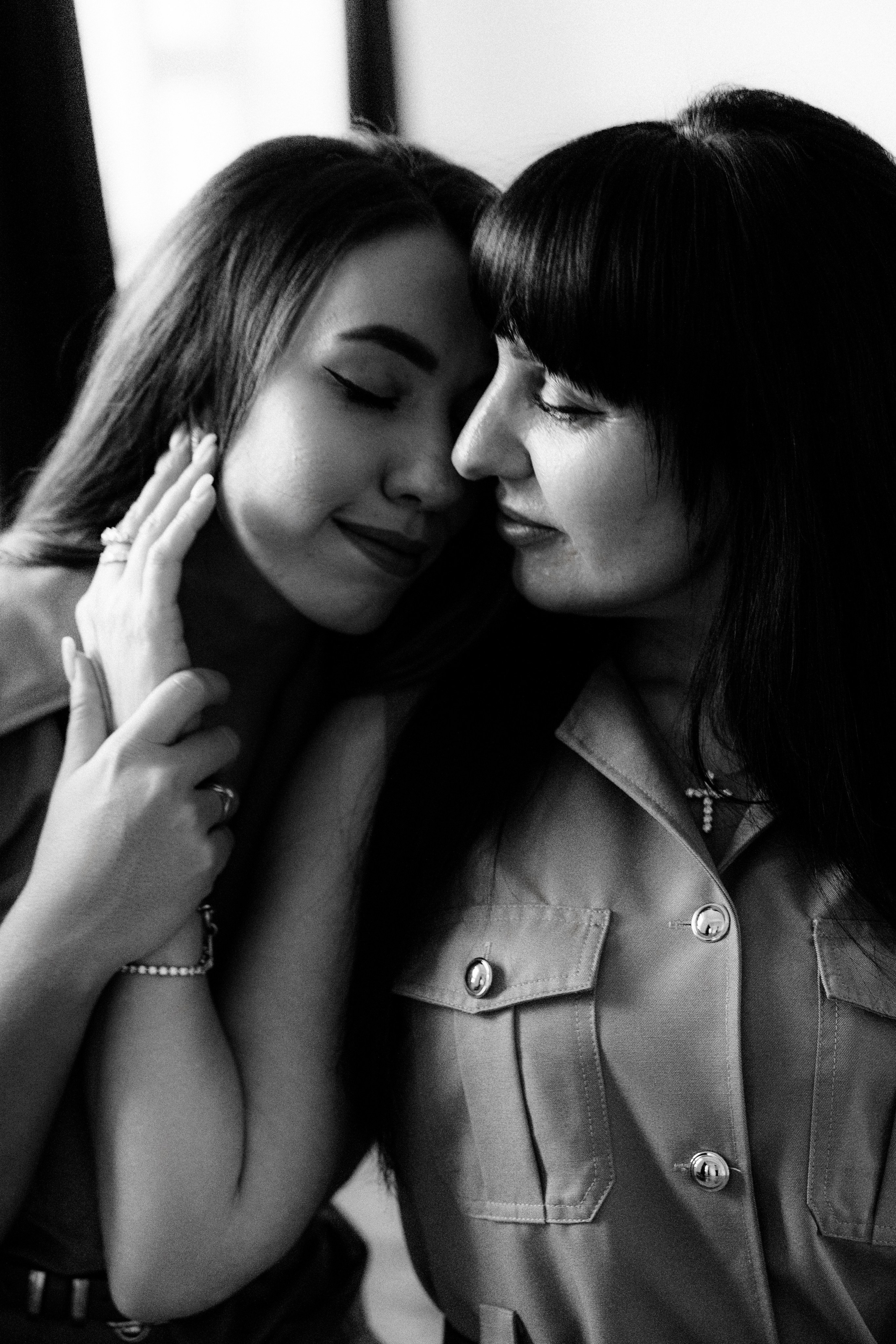 ANNA & MOM. Cause I See So Photography