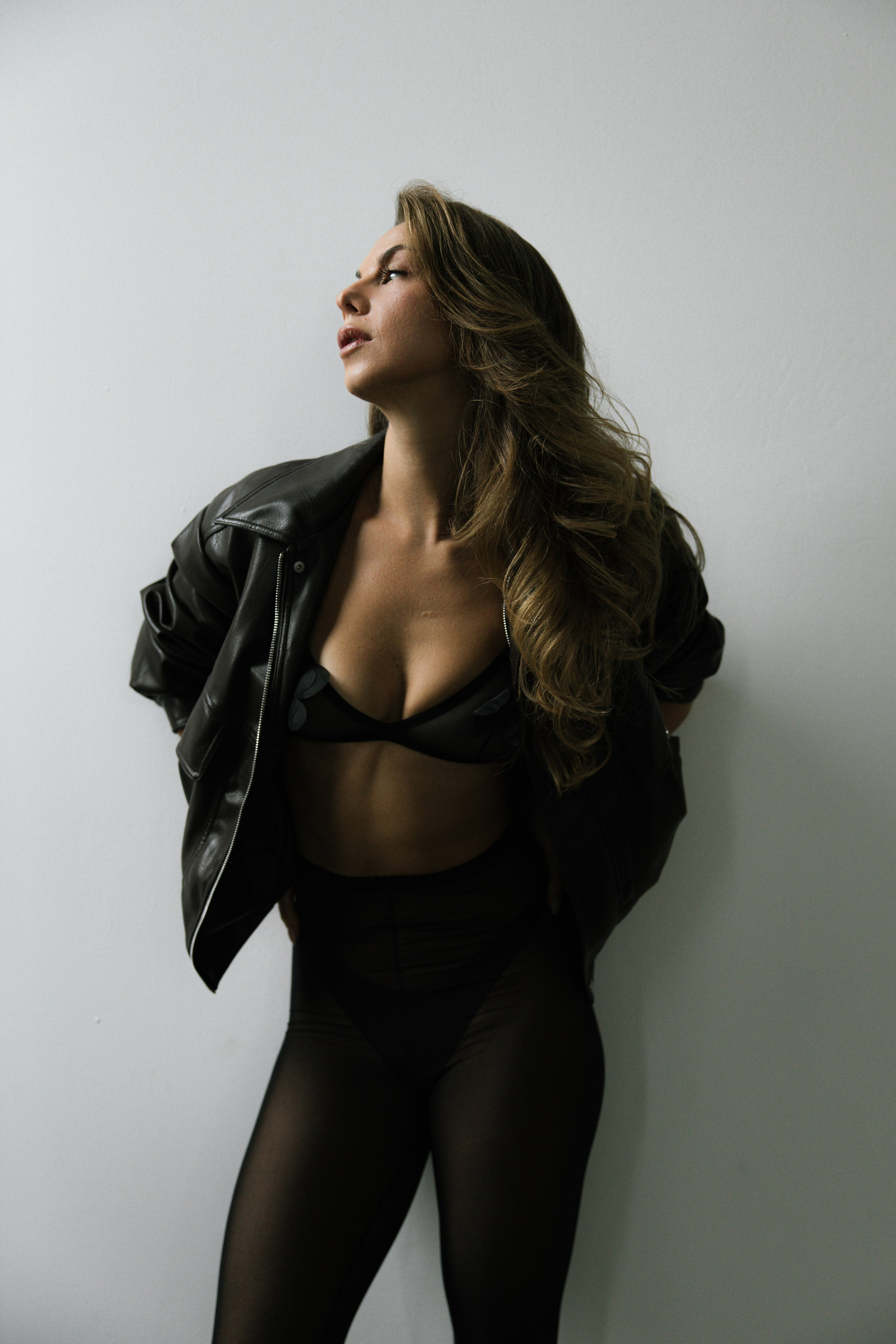 VALRIA. Cause I See So Photography