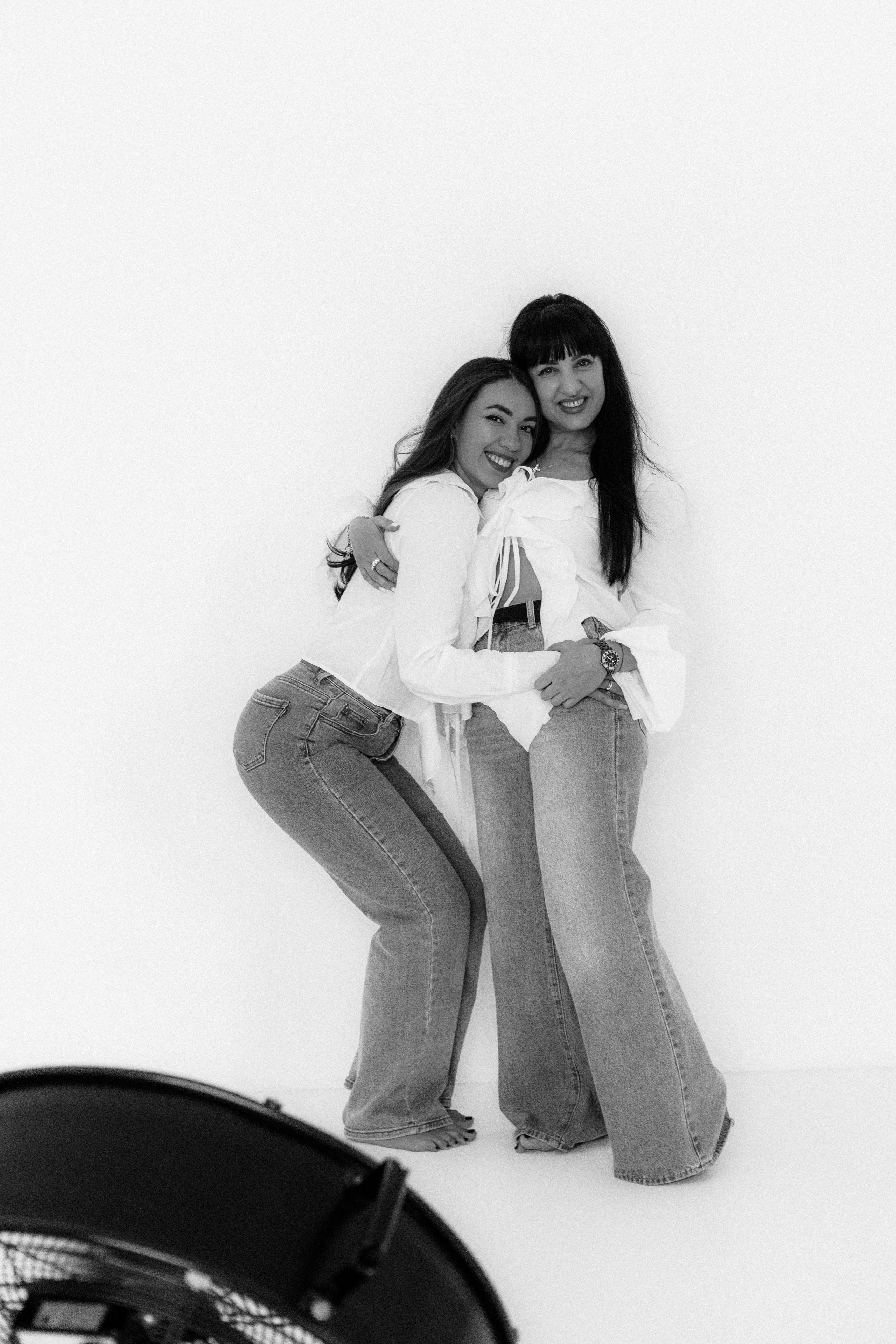 ANNA & MOM. Cause I See So Photography