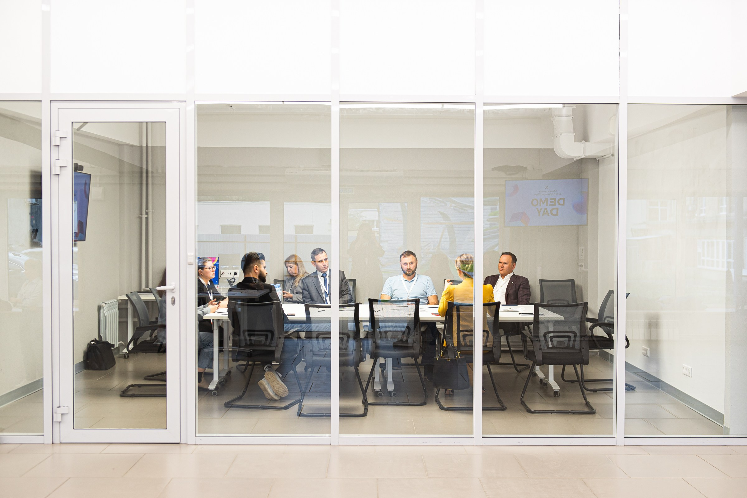 Фотограф для делового репортажа в Екатеринбурге ирина Смирнова. Профессиональный фотограф в Екатеринбурге Ирина Смирнова