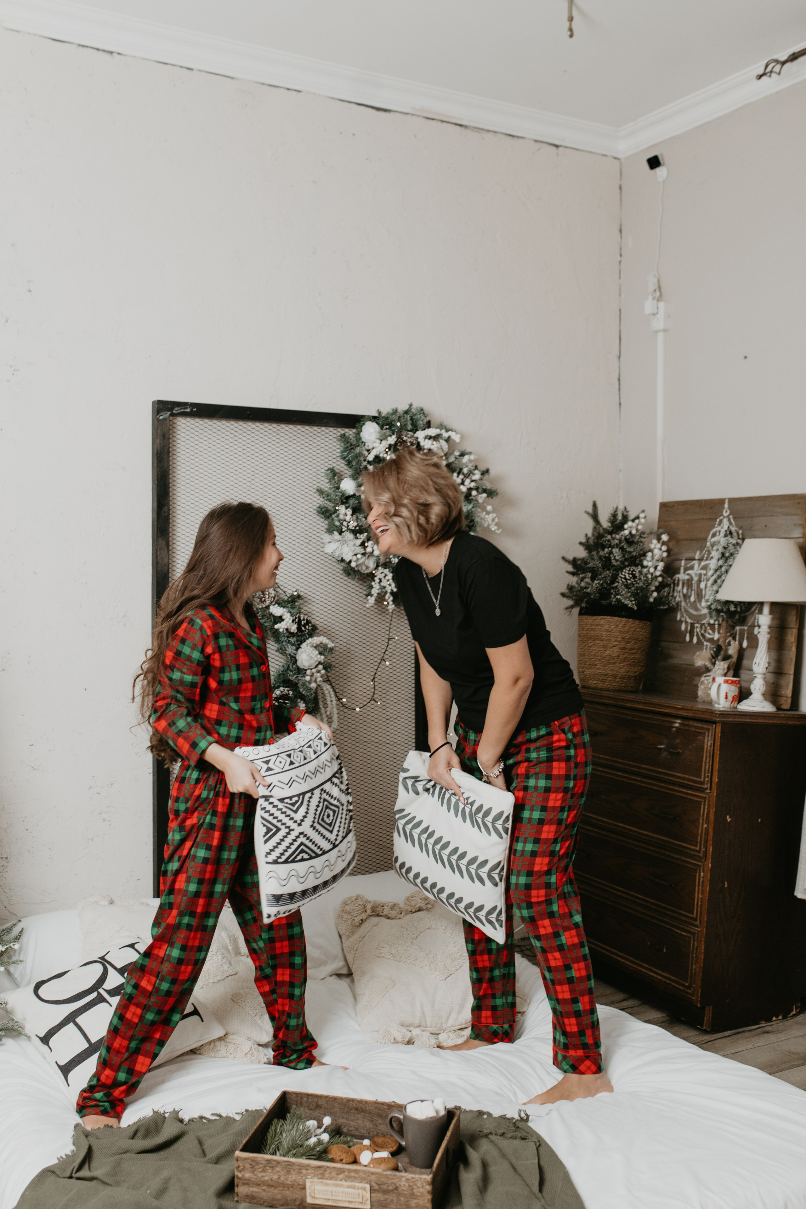 Новогодние фотосессии. Свадебный и семейный фотограф в Алматы Laura Dosmann