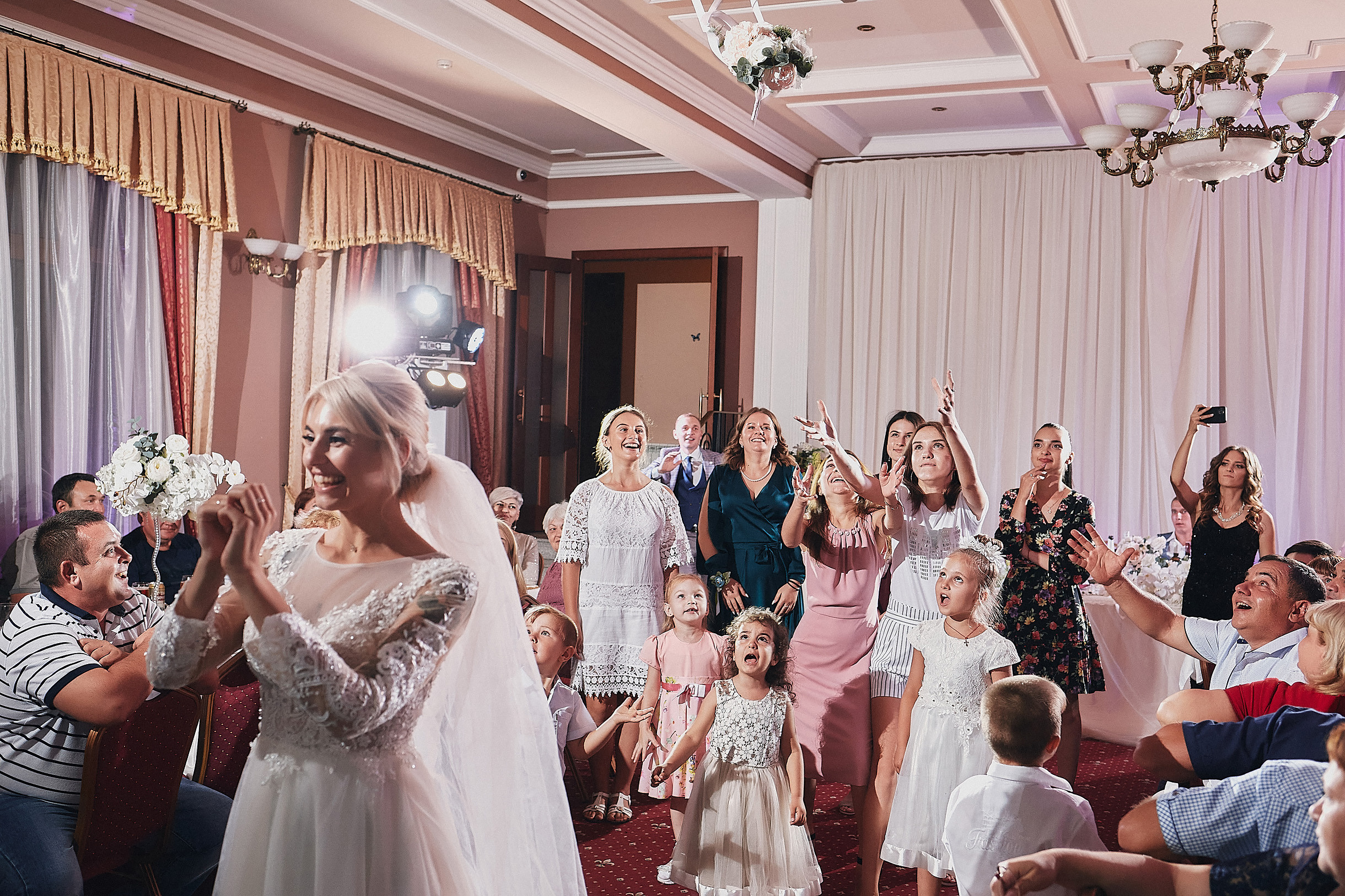 Иван и Елена. Свадебный и семейный фотограф Владимир Карамышев