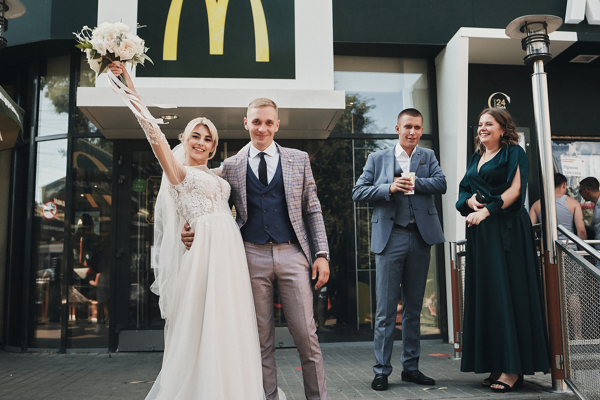 Иван и Елена. Свадебный и семейный фотограф Владимир Карамышев