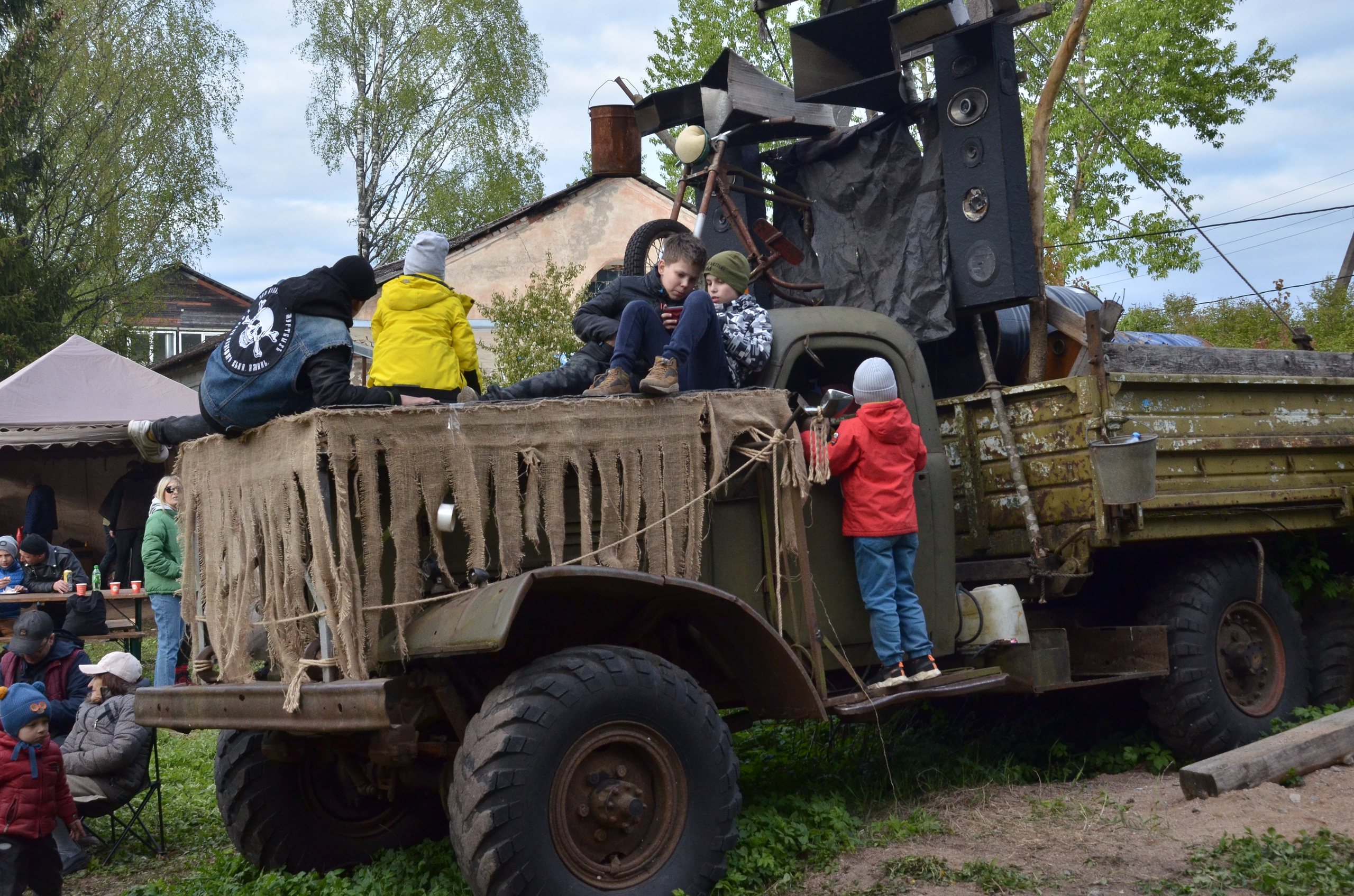 Позитивная механика, открытие сезона 2024. Портретная, сюжетная фотография