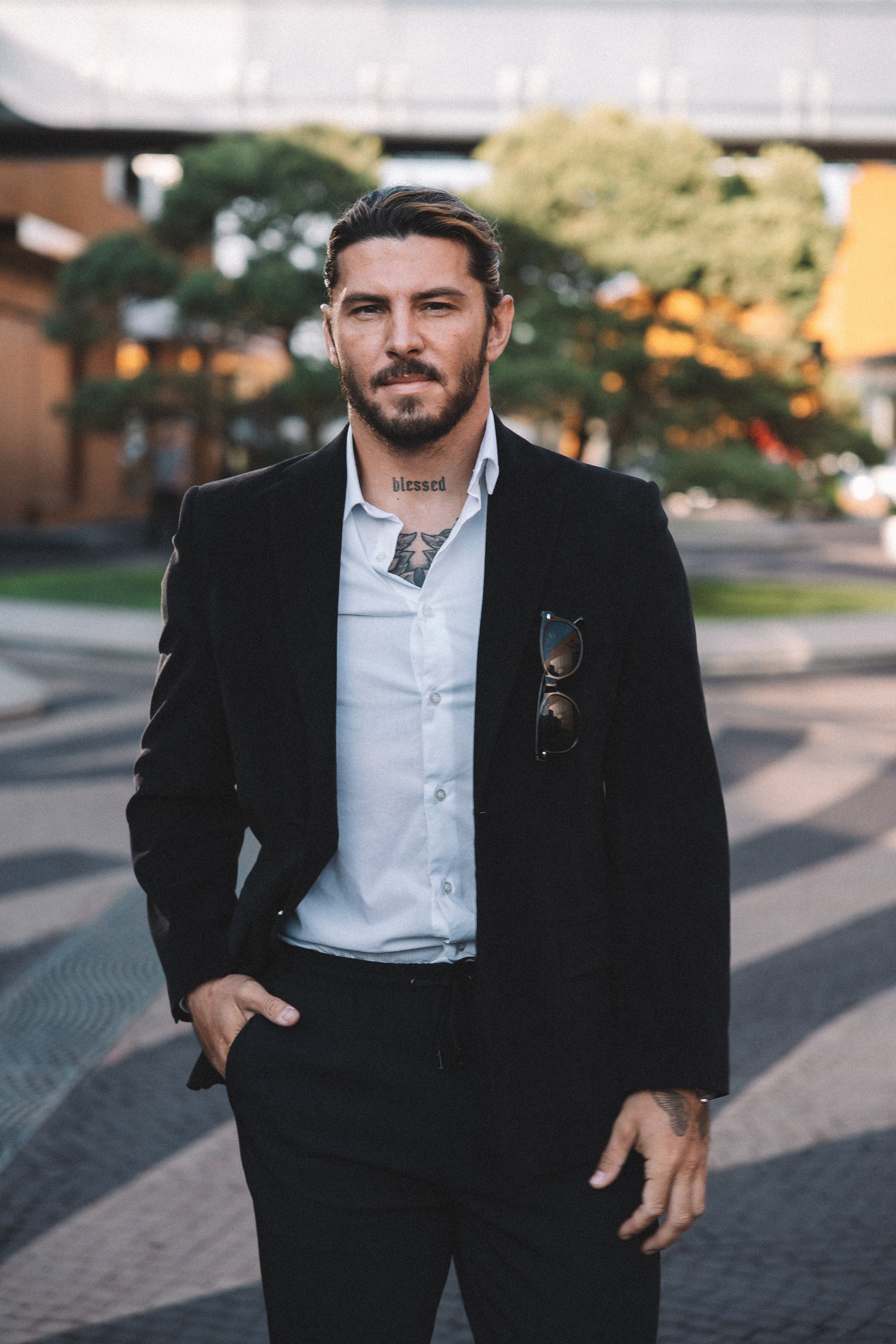 Свадебная фотосессия в Барвиха Luxury Village. Свадебный фотограф в Москве — Оскар Гелманов