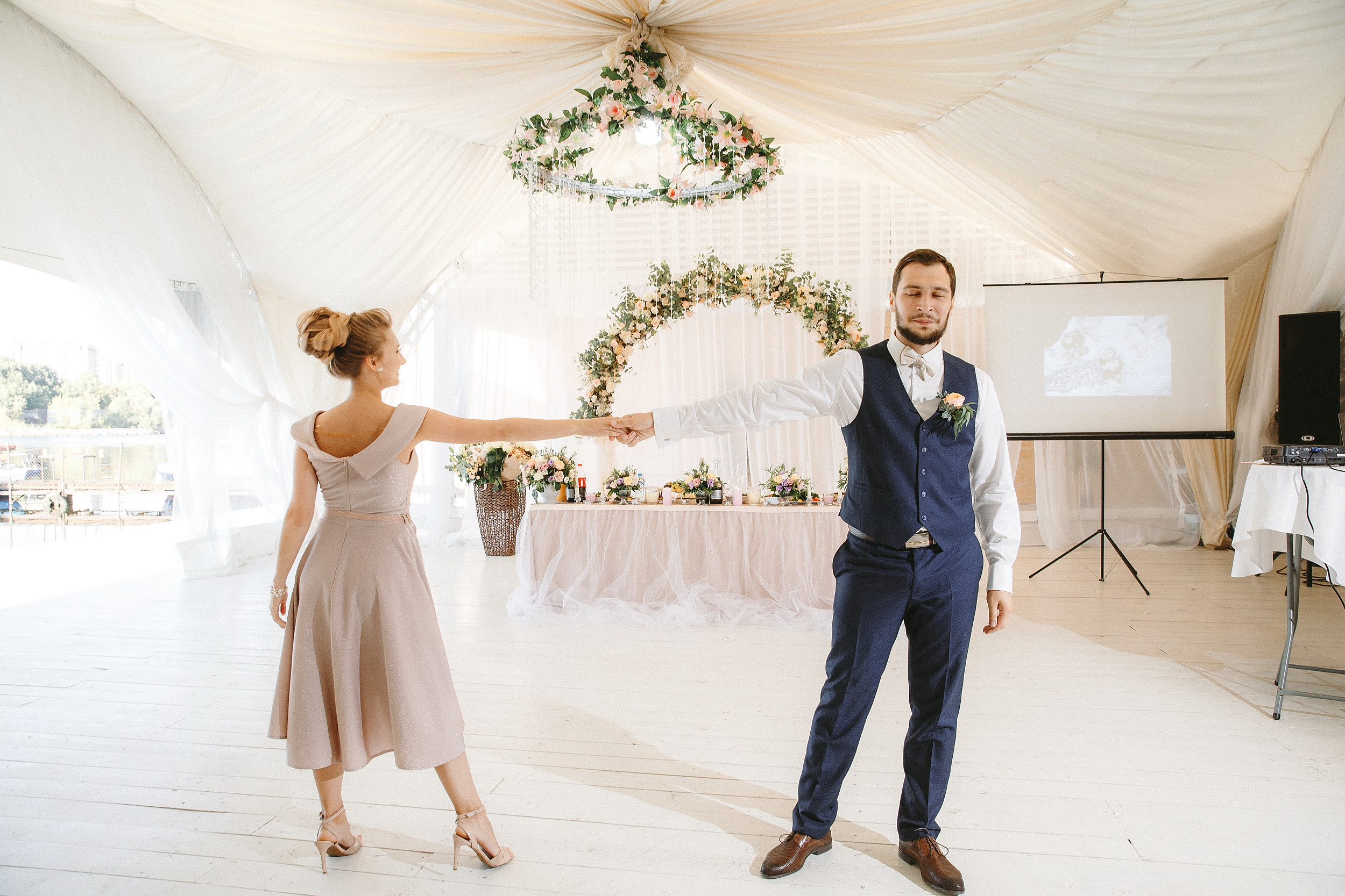Свадебная фотосессия Яхт Клуб Водник для Елены и Тараса