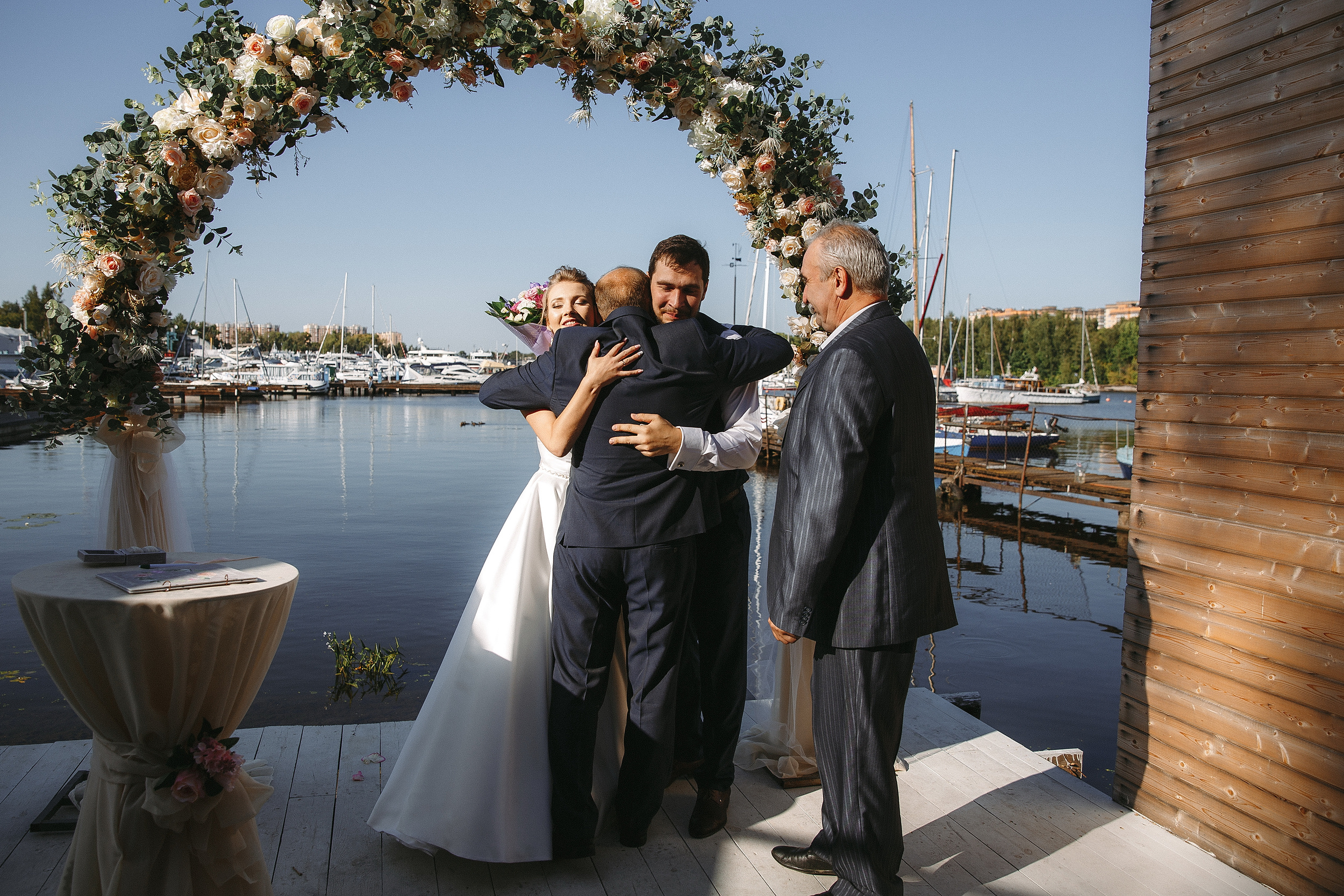 Свадебная фотосессия Яхт Клуб Водник для Елены и Тараса