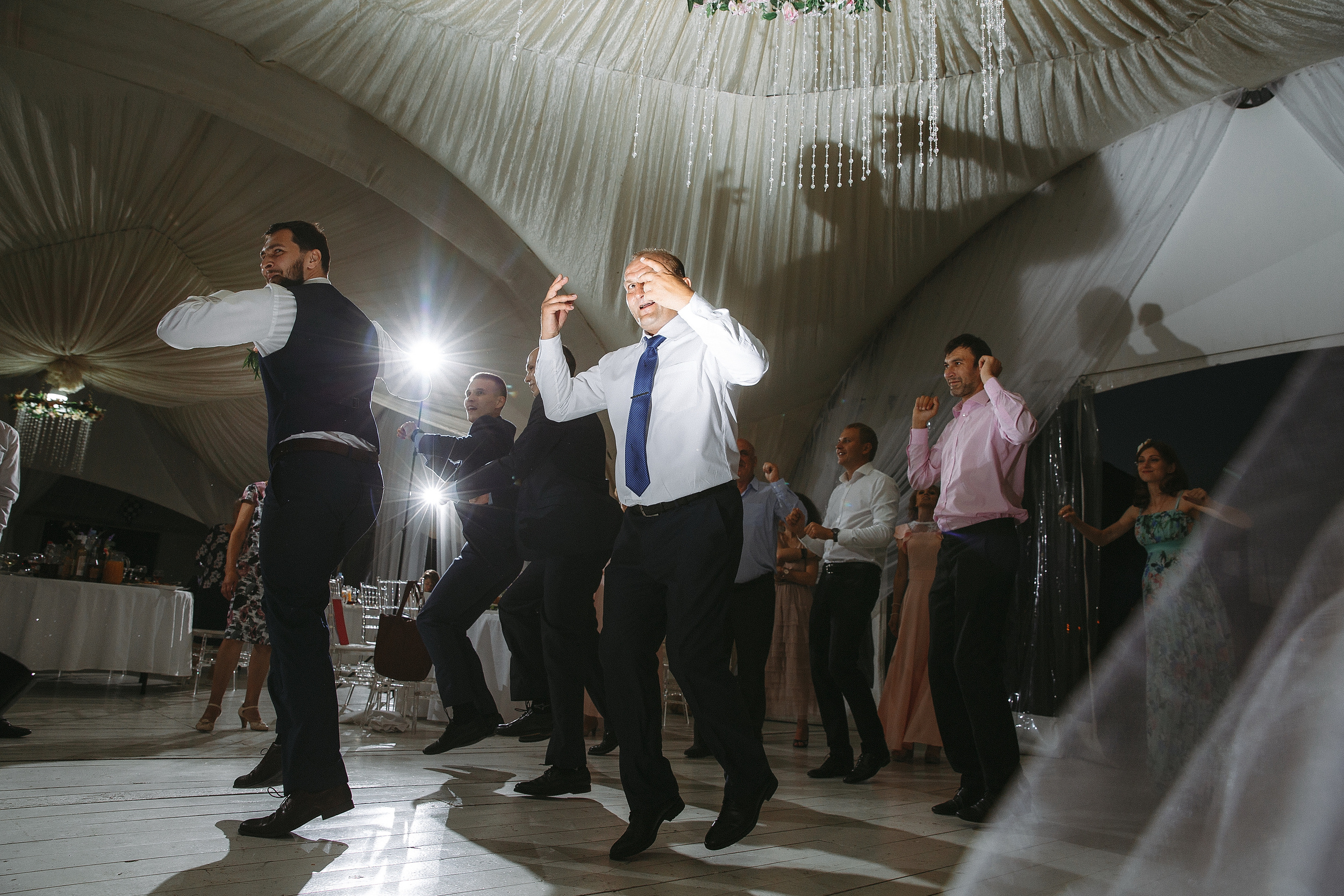 Свадебная фотосессия Яхт Клуб Водник для Елены и Тараса