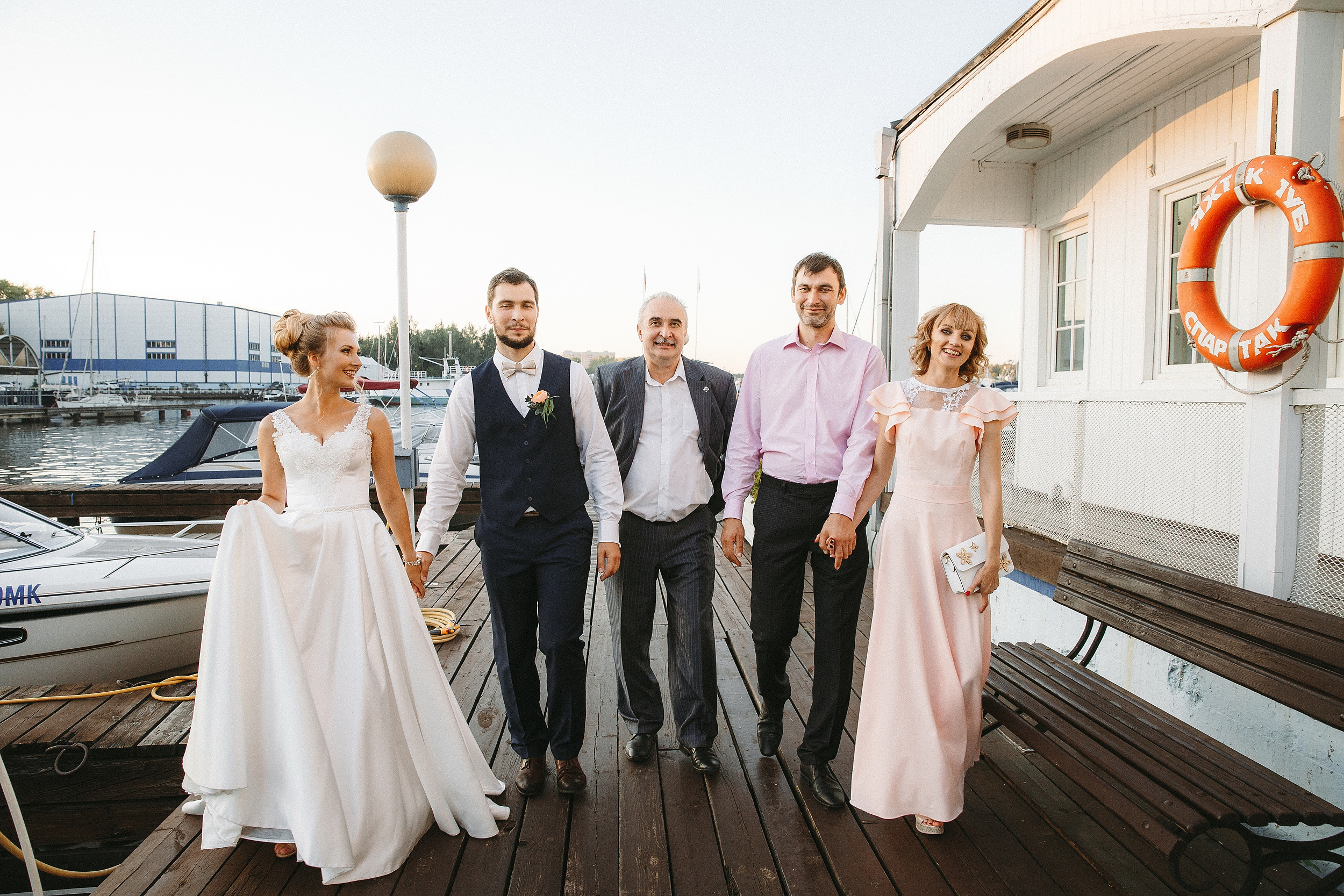 Свадебная фотосессия Яхт Клуб Водник для Елены и Тараса