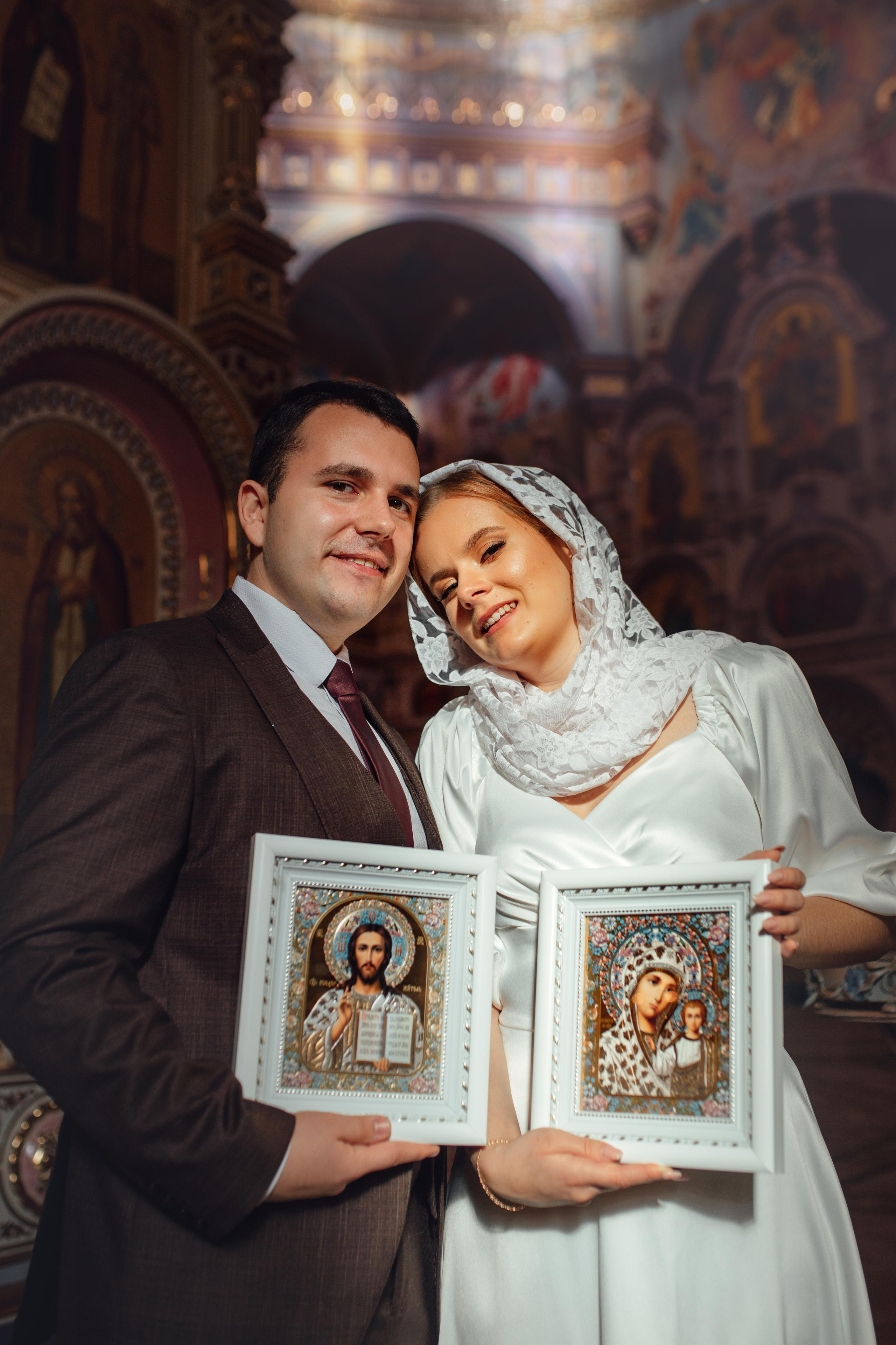 Кирилл и Александра, Храм Всех Святых, Минск октябрь 22