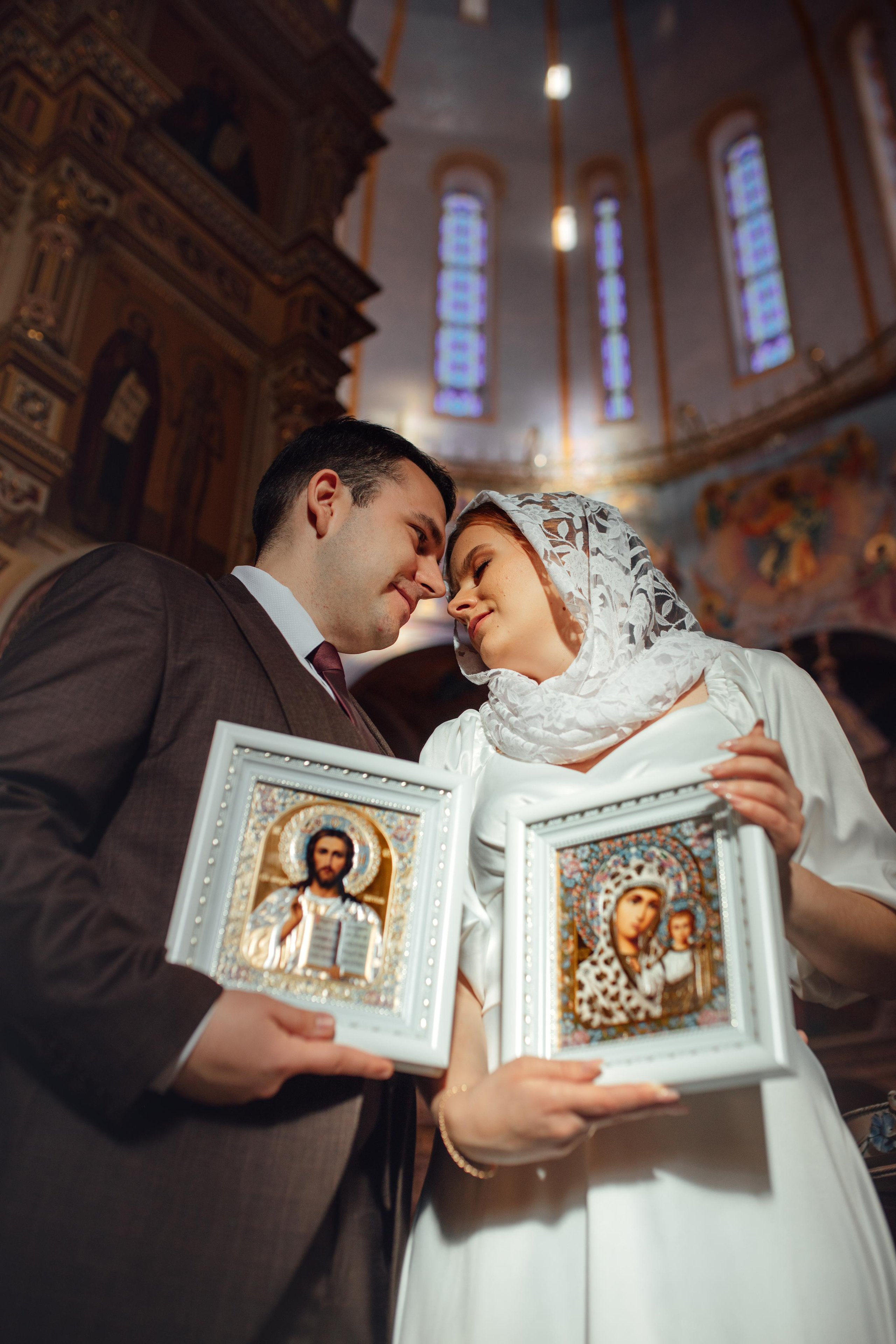 Кирилл и Александра, Храм Всех Святых, Минск октябрь 22