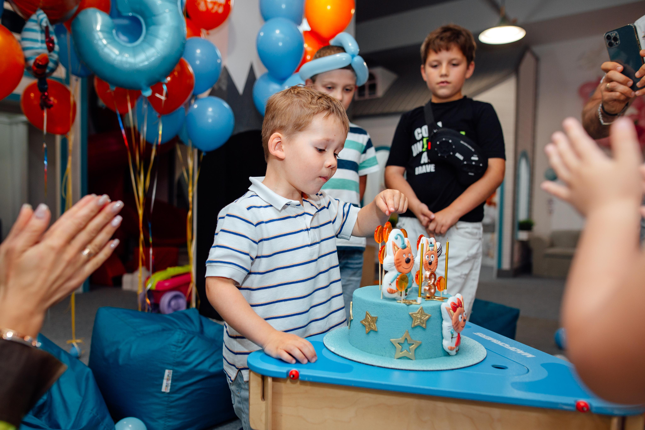 День рождение Даниила, 3 года, Мамслёт, август 22