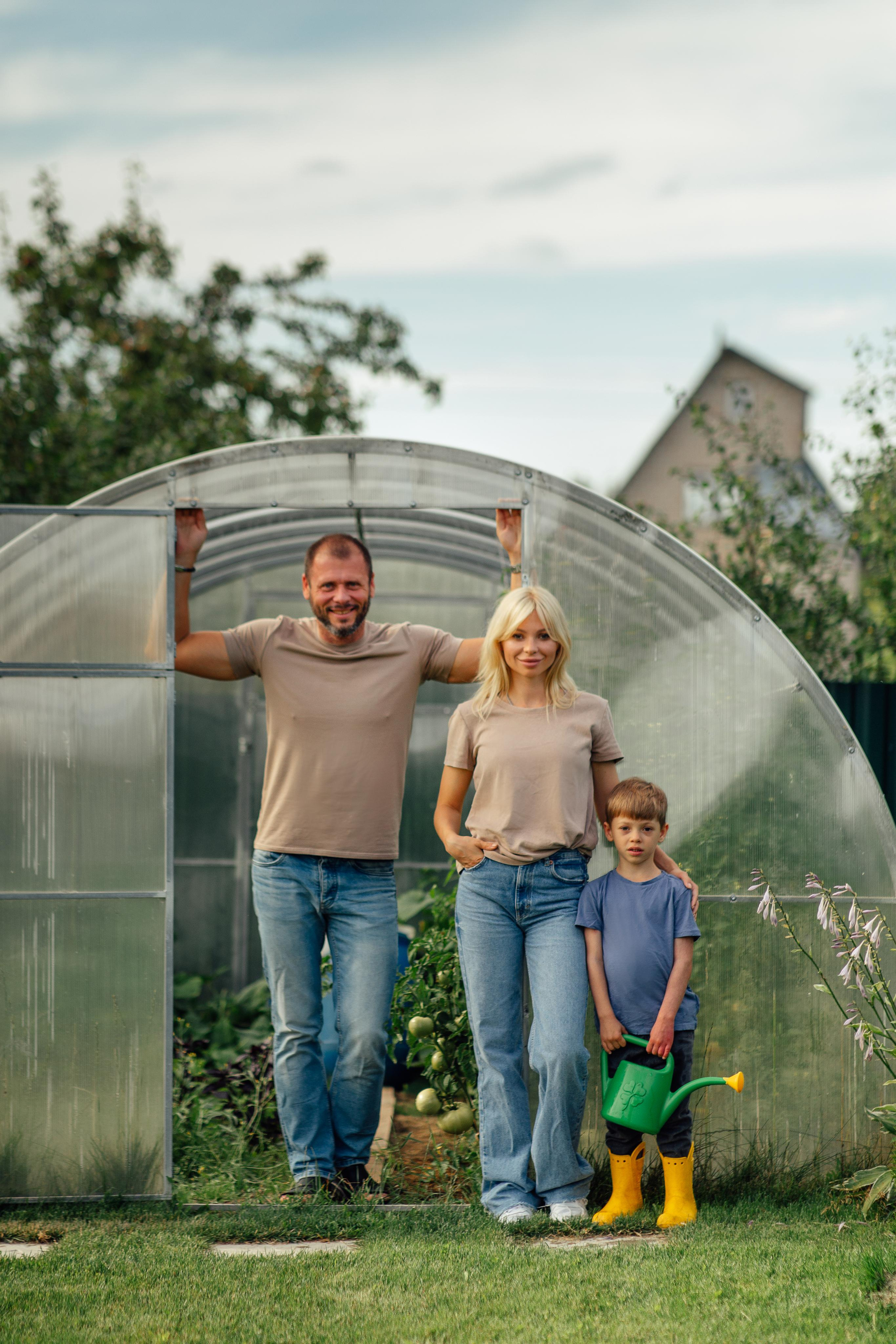 Семейная, дачная 07,22