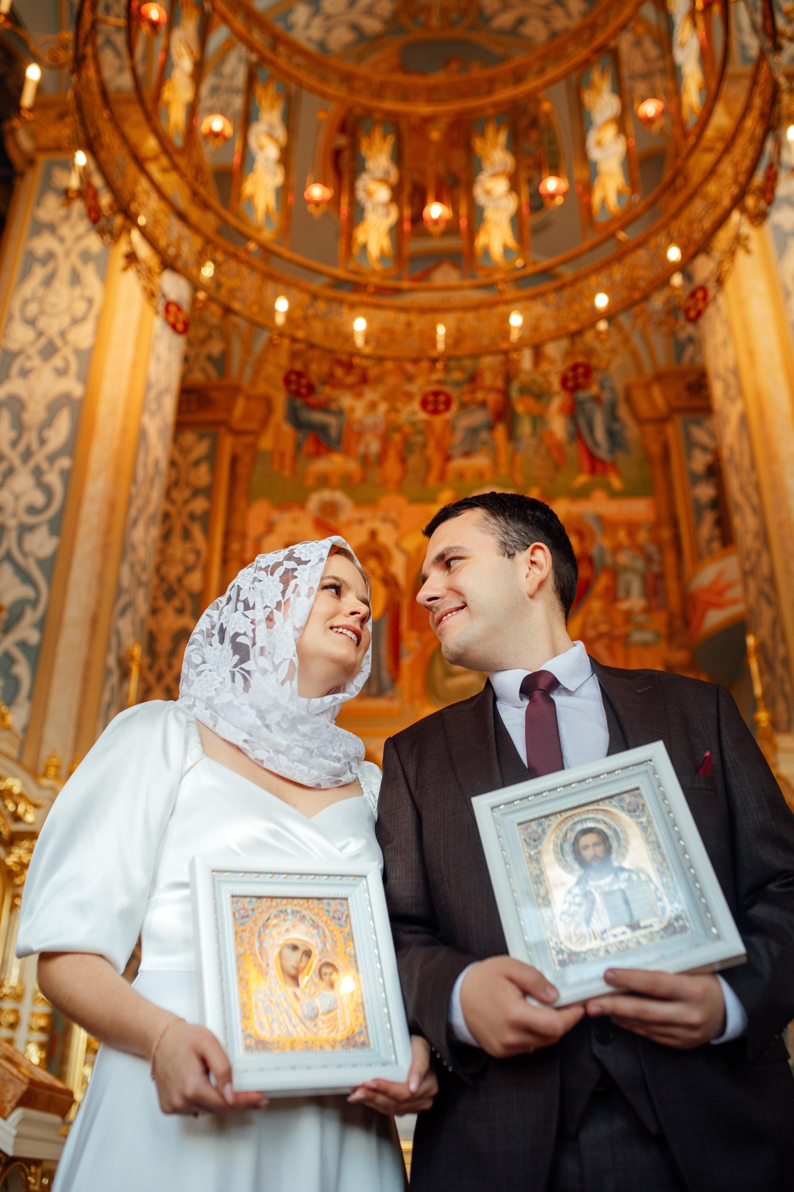 Кирилл и Александра, Храм Всех Святых, Минск октябрь 22